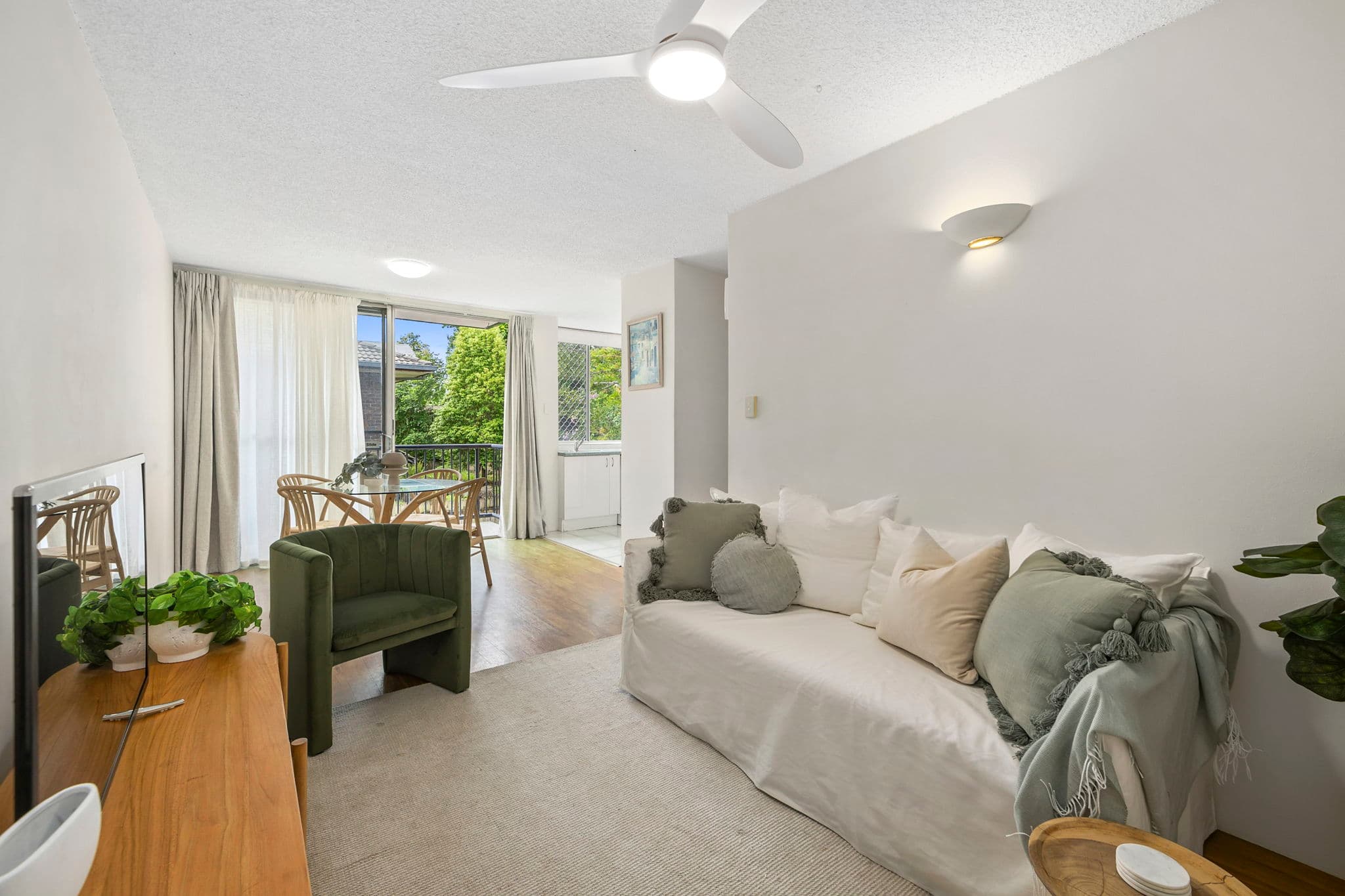 4/28 Underhill Avenu..., Indooroopilly - Image 1