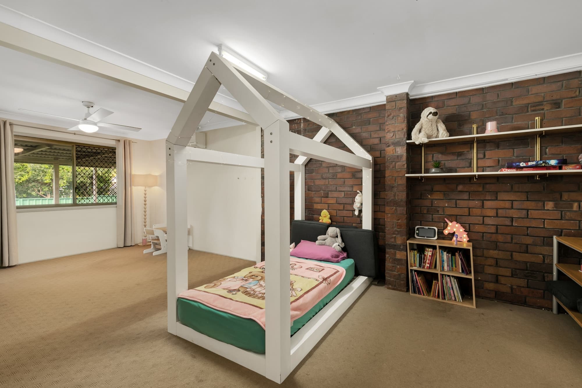 2 Keatley Street, Bellbowrie - Thumbnail 7