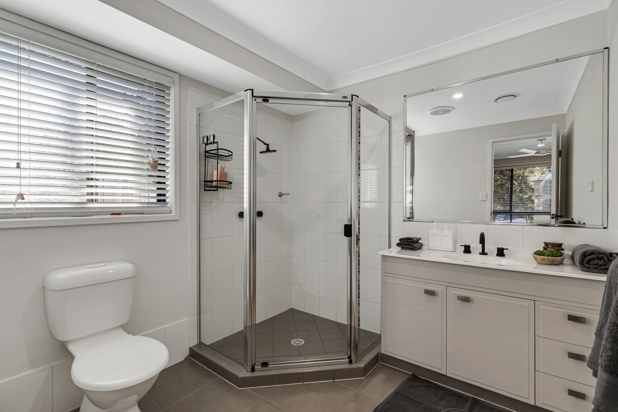 3 Barbara Court, Moggill - Thumbnail 6