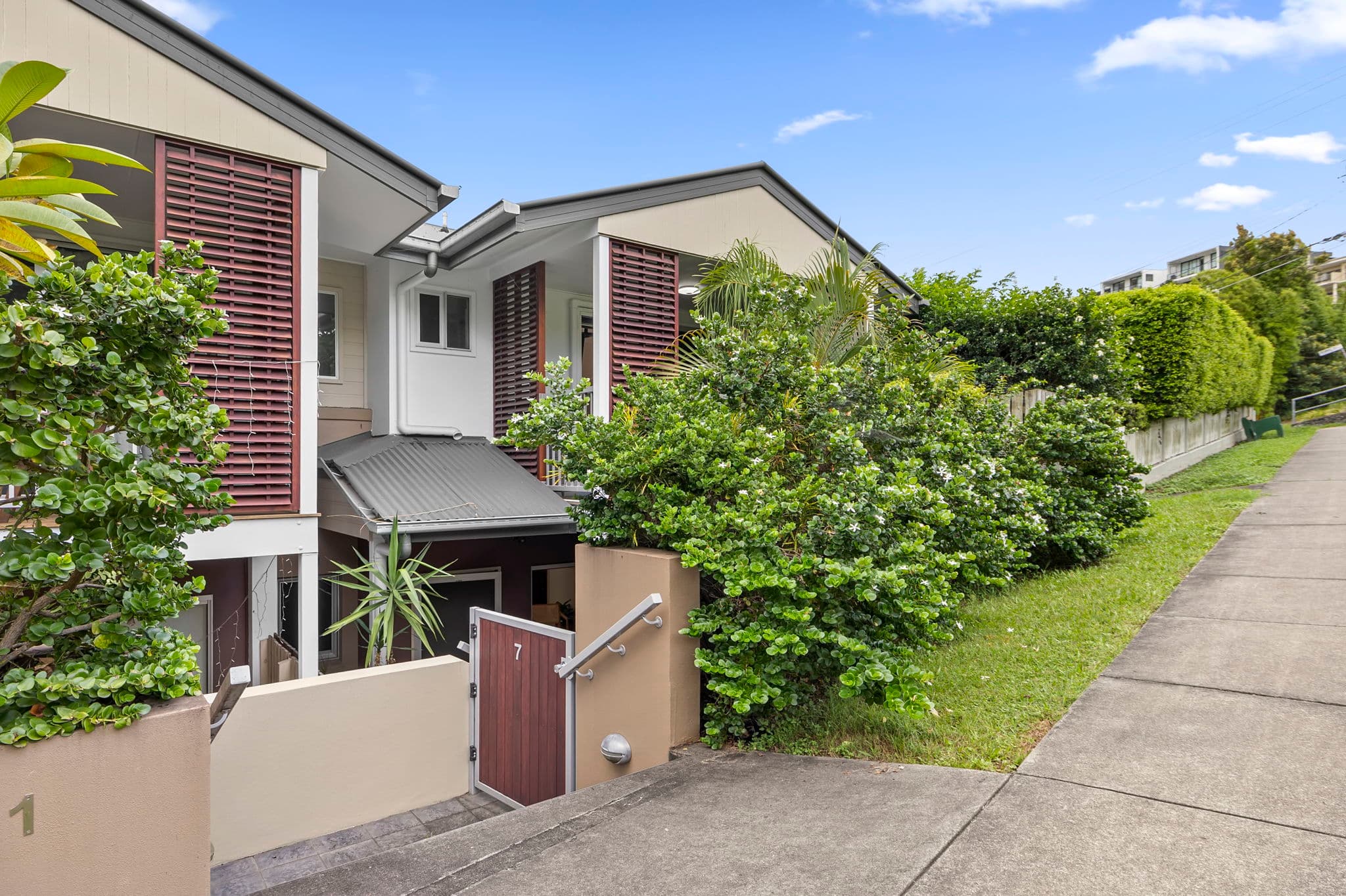 7/25 Rennie Street, Indooroopilly - Image 1