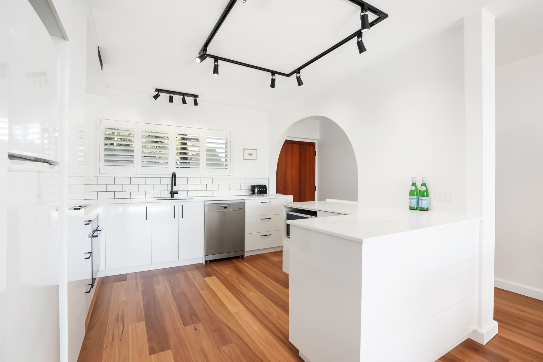 2/64 Swann Road, Taringa - Thumbnail 2