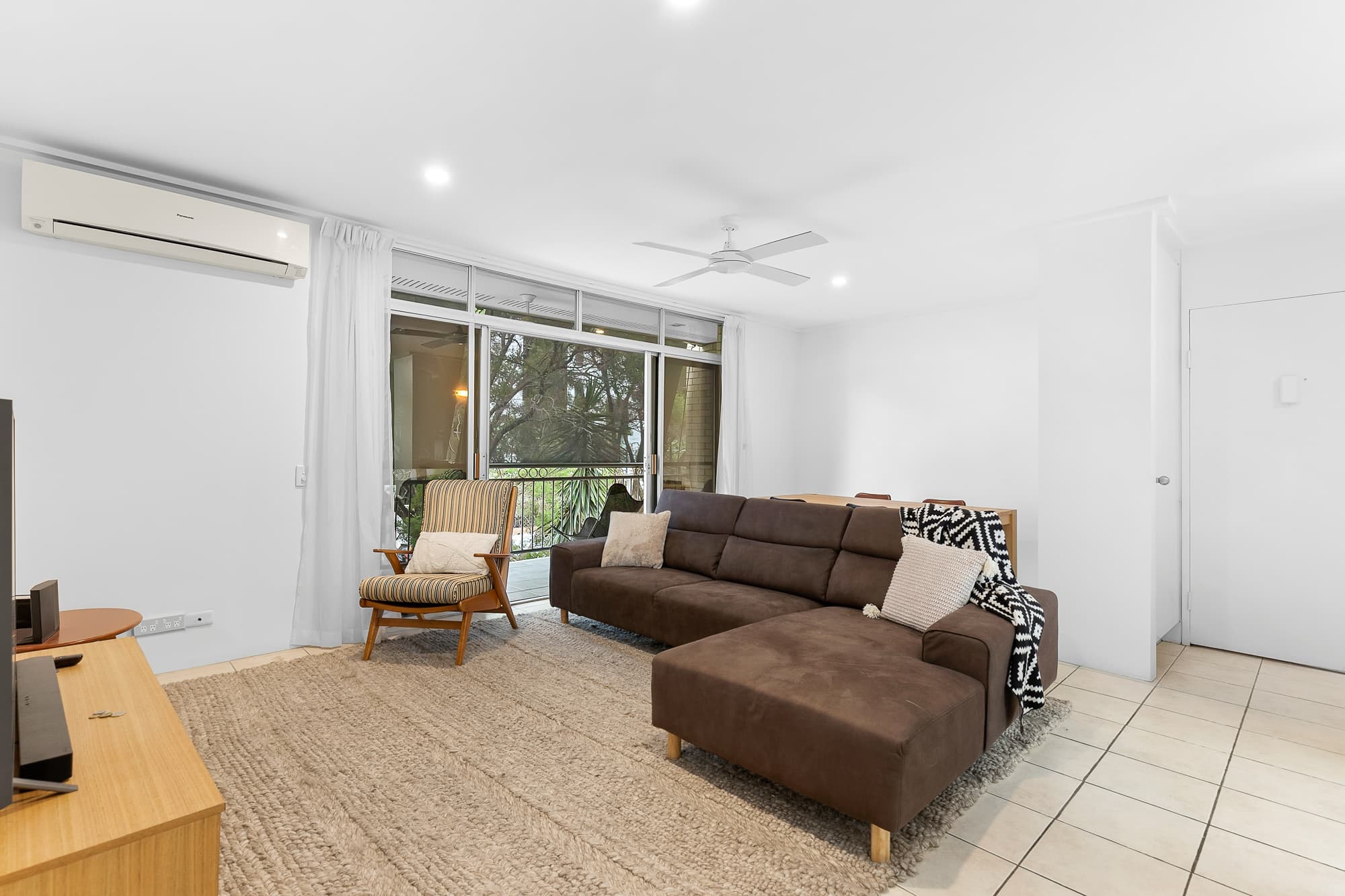 9/138 Clarence Road, Indooroopilly - Thumbnail 3
