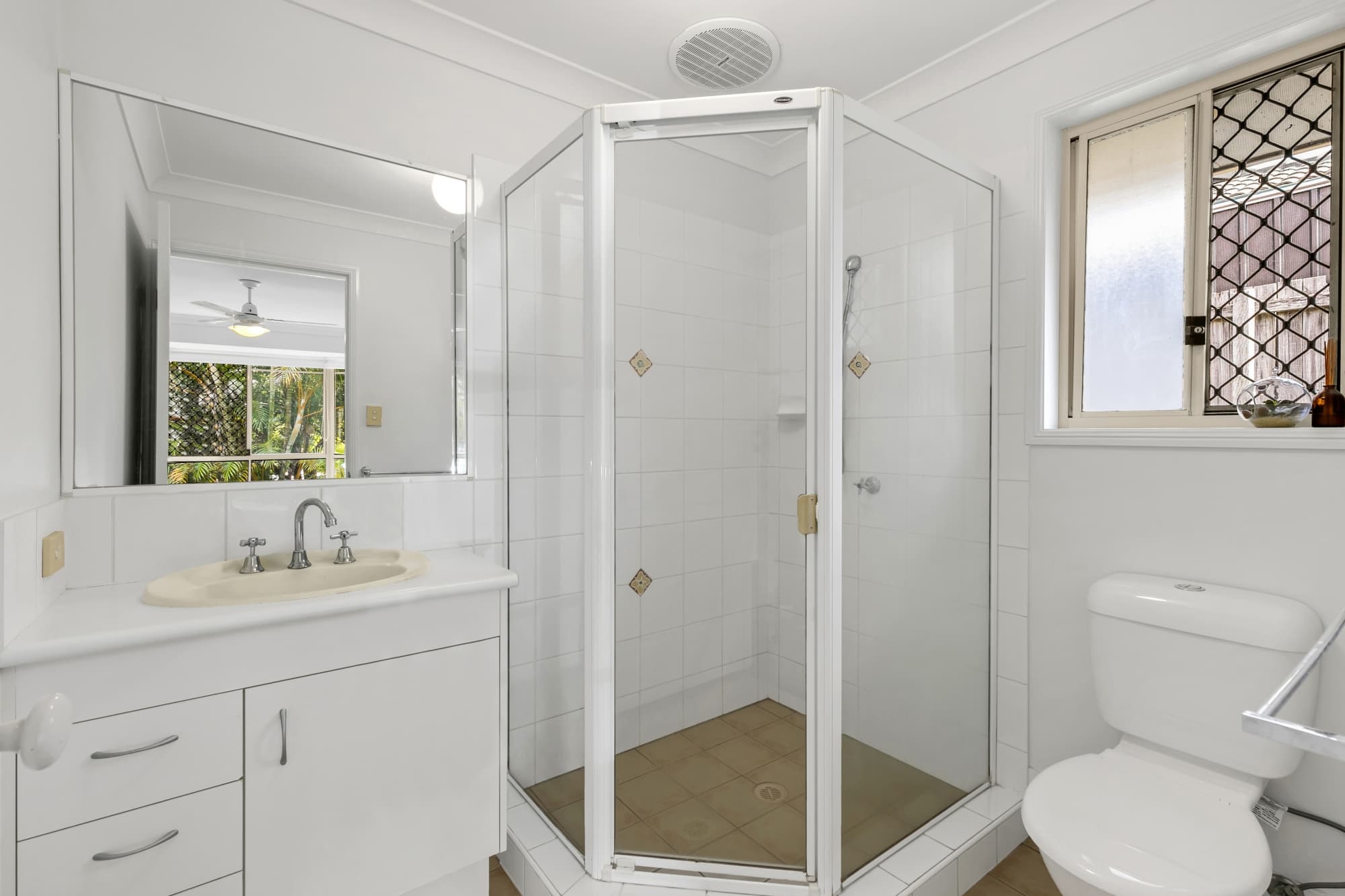 12 Jabiru Place, Bellbowrie - Thumbnail 6