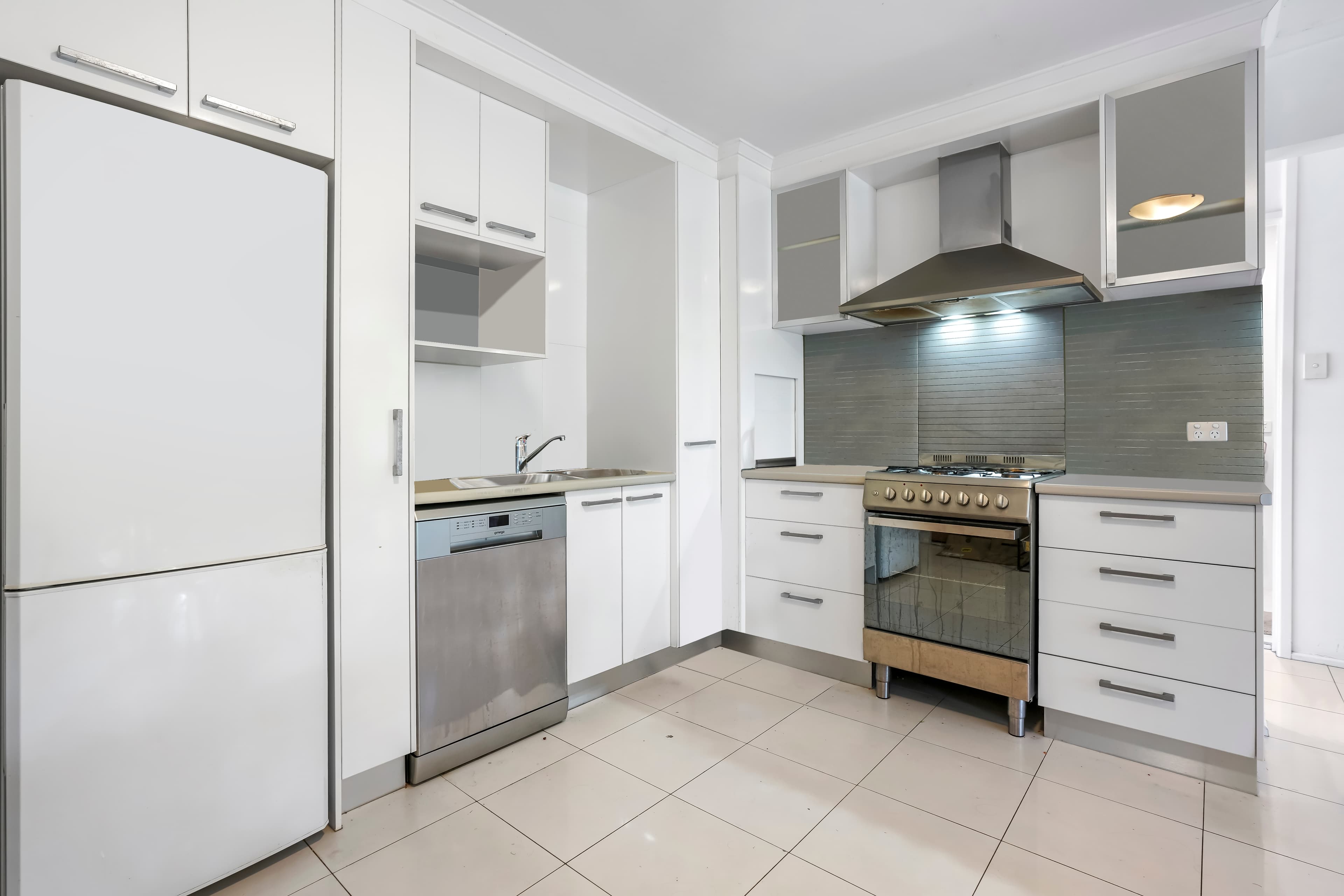 4/11 Munro Street, St Lucia - Thumbnail 2