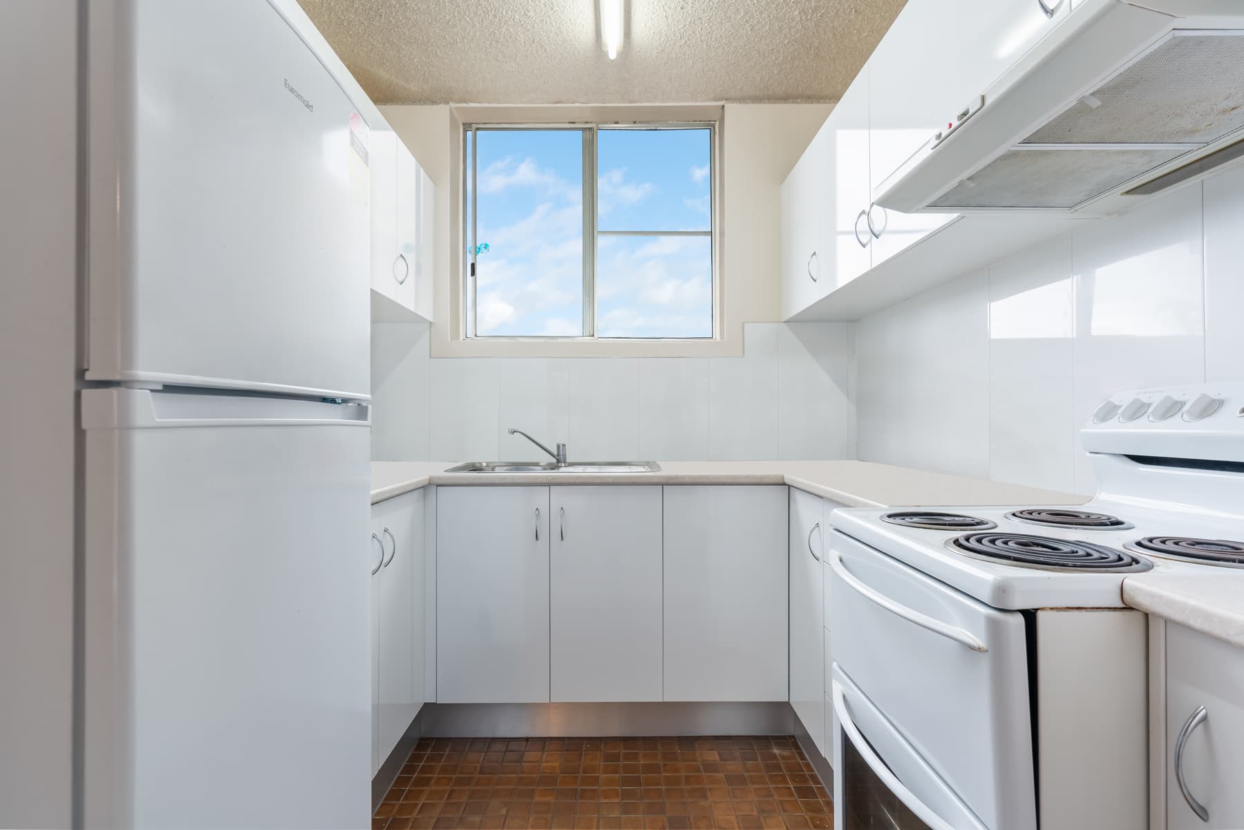 6/31 Bayliss Street, Toowong - Thumbnail 3