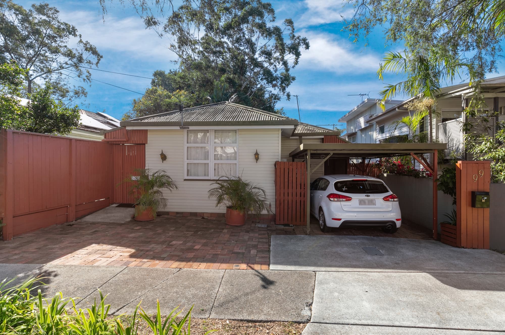 99 Sylvan Road, Toowong - Image 1