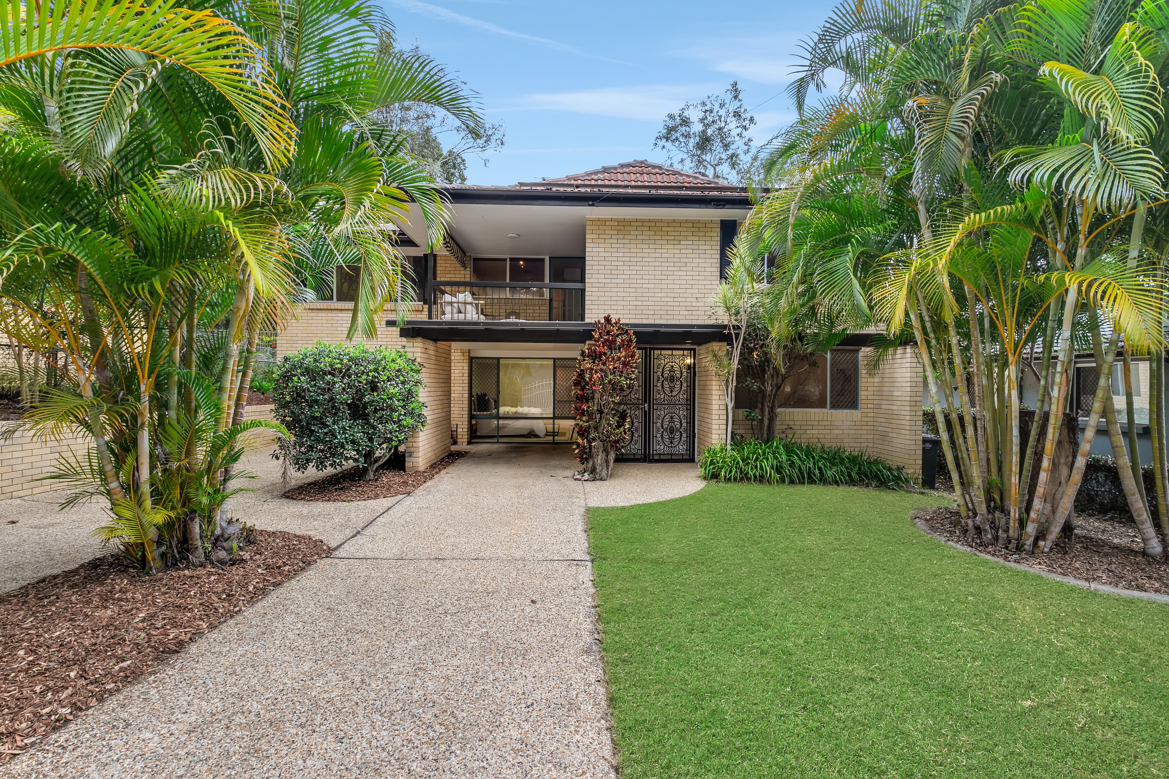 9 Ranger Street, Kenmore - Image 1