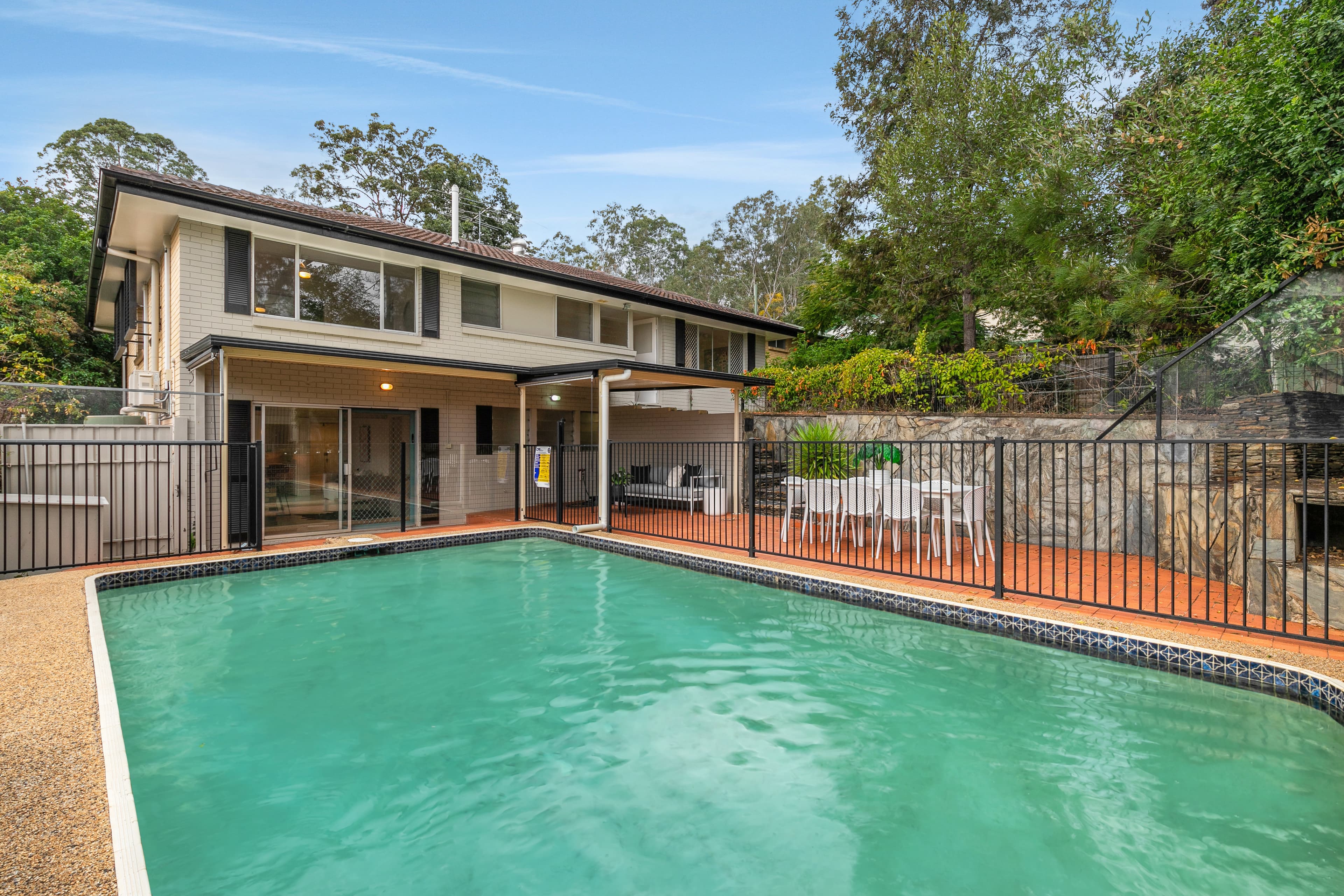 9 Ranger Street, Kenmore - Thumbnail 5