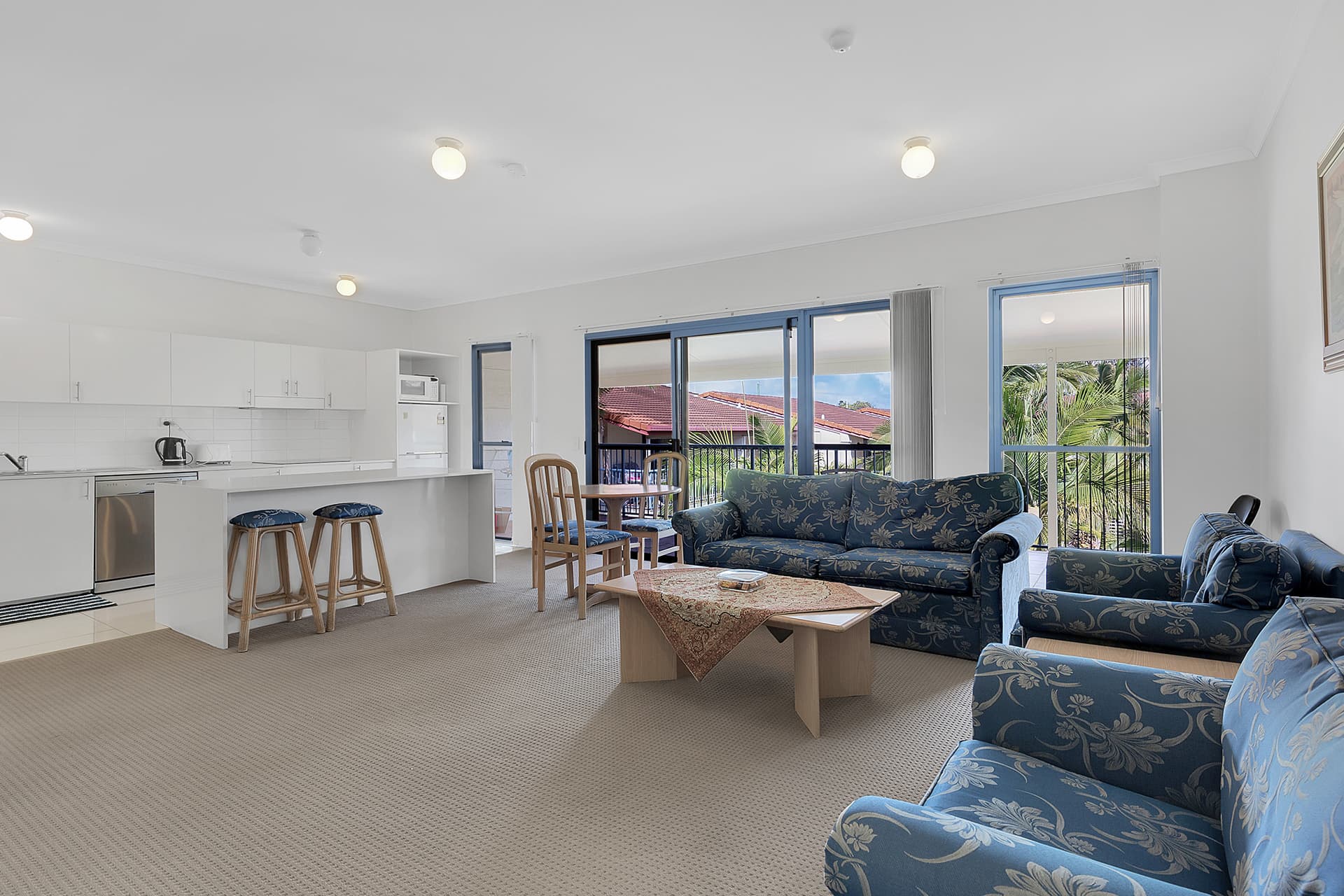 8/2 Waverley Road, Taringa - Thumbnail 3