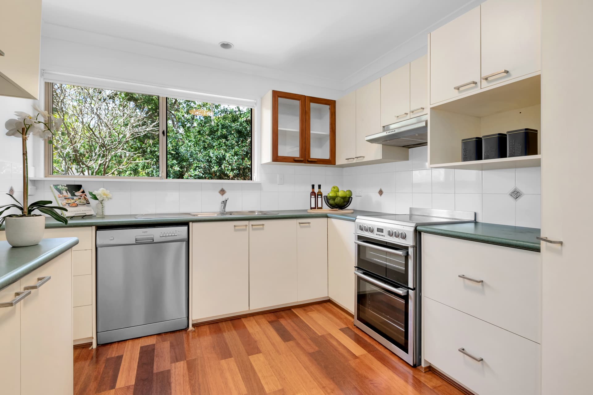 27 Jainba Street, Indooroopilly - Thumbnail 7