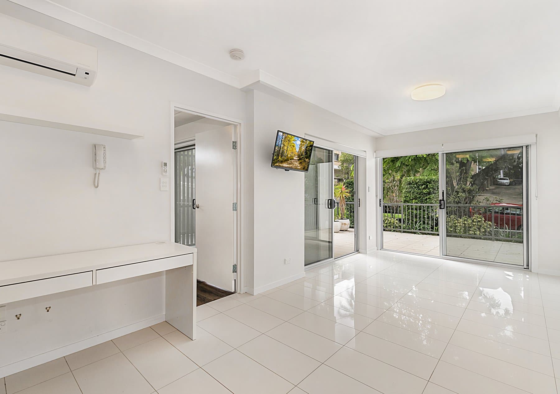 1/63 Sisley Street, St Lucia - Image 1