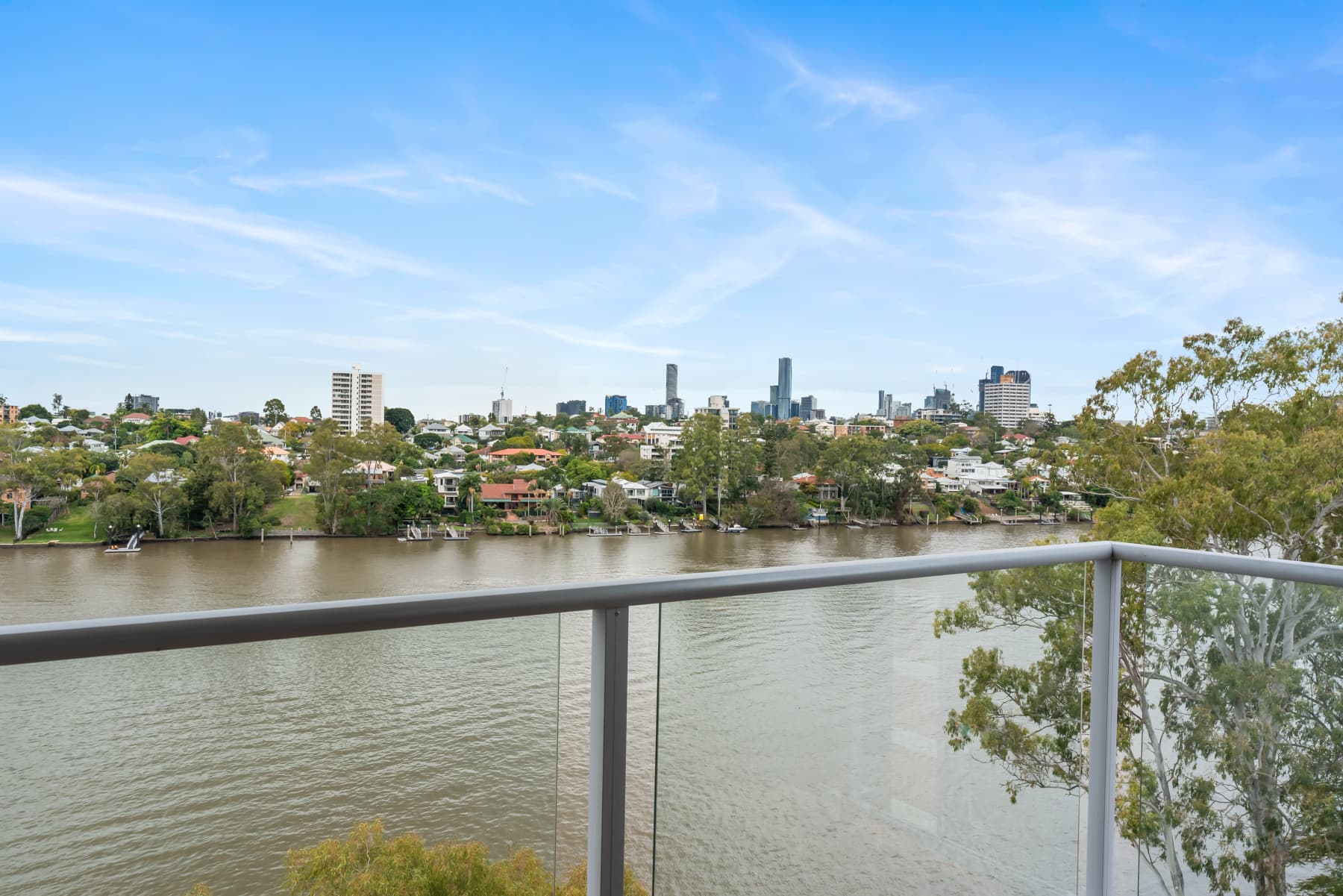 27/122 Macquarie Str..., St Lucia - Image 1