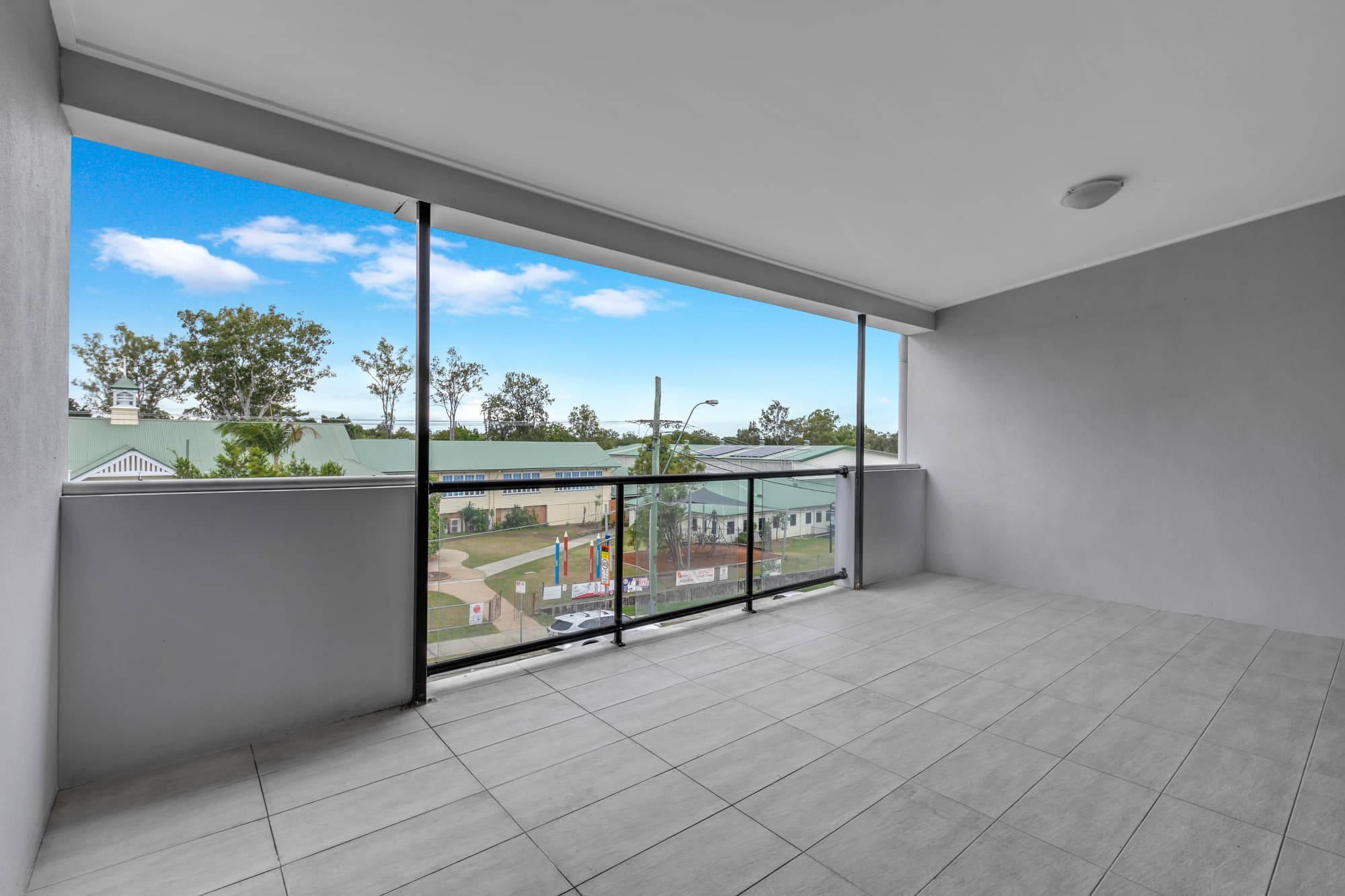10/612 Sherwood Road, Sherwood - Image 1
