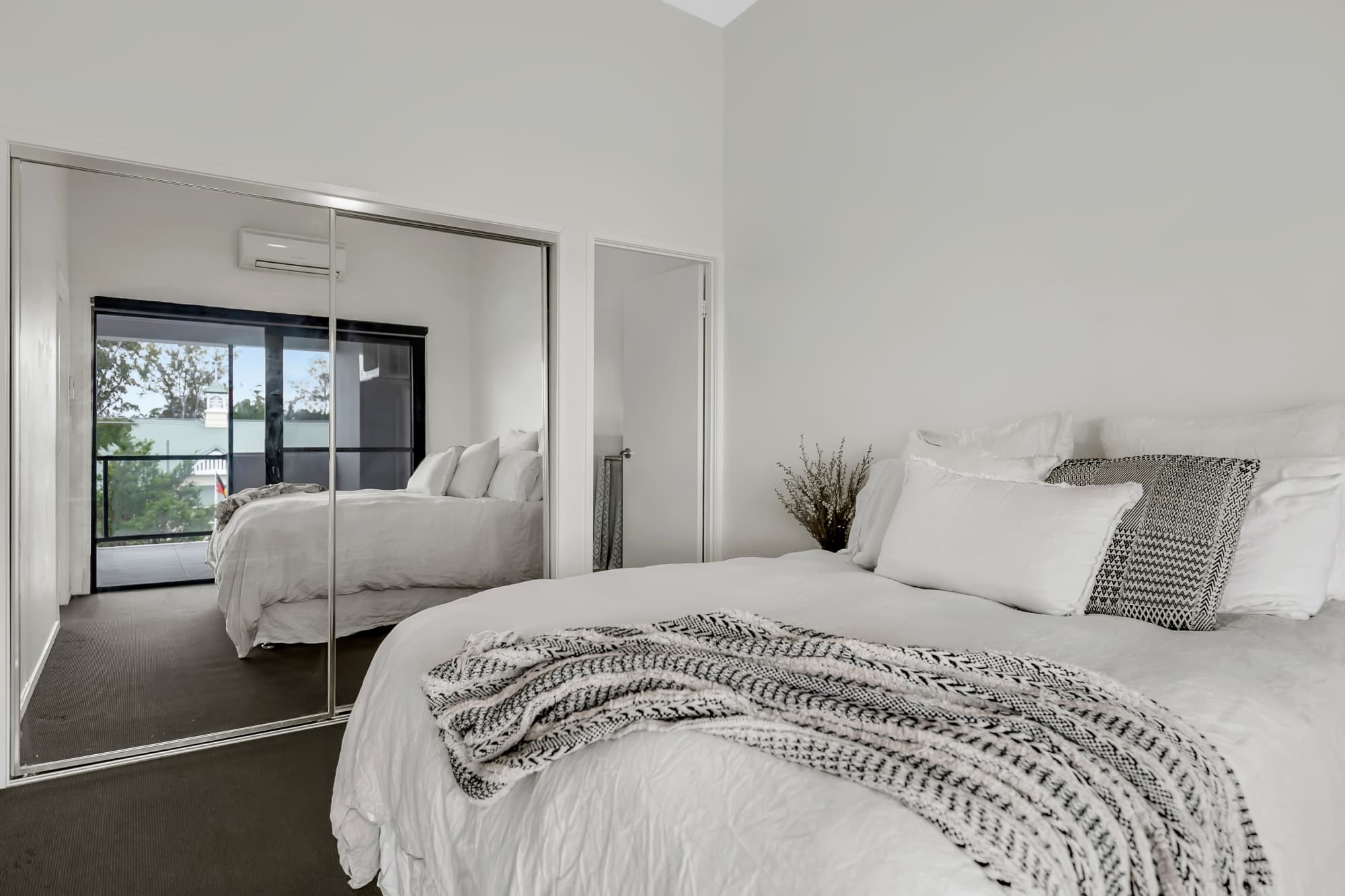 10/612 Sherwood Road, Sherwood - Thumbnail 8
