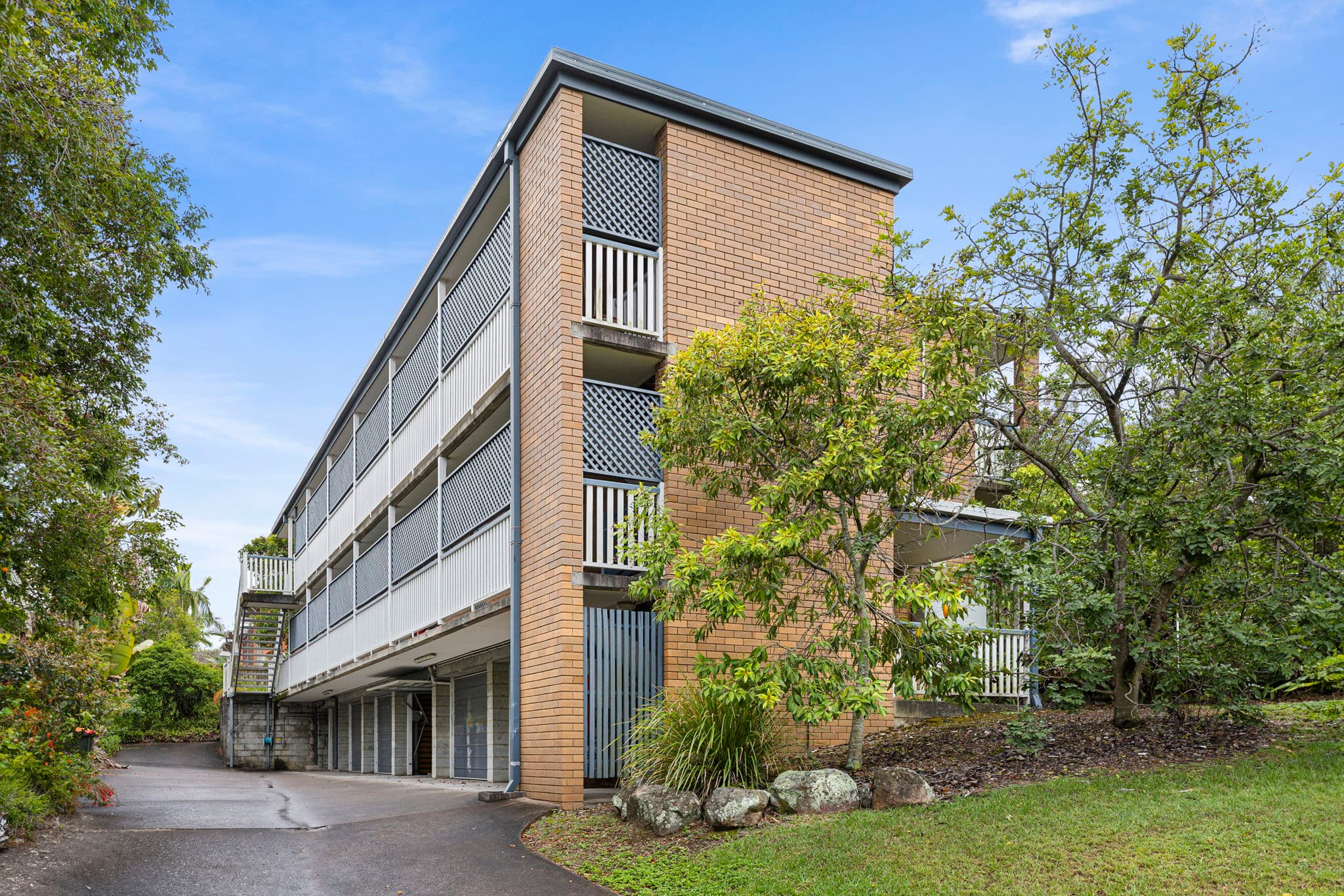 6/39 Waverley Road, Taringa - Image 1