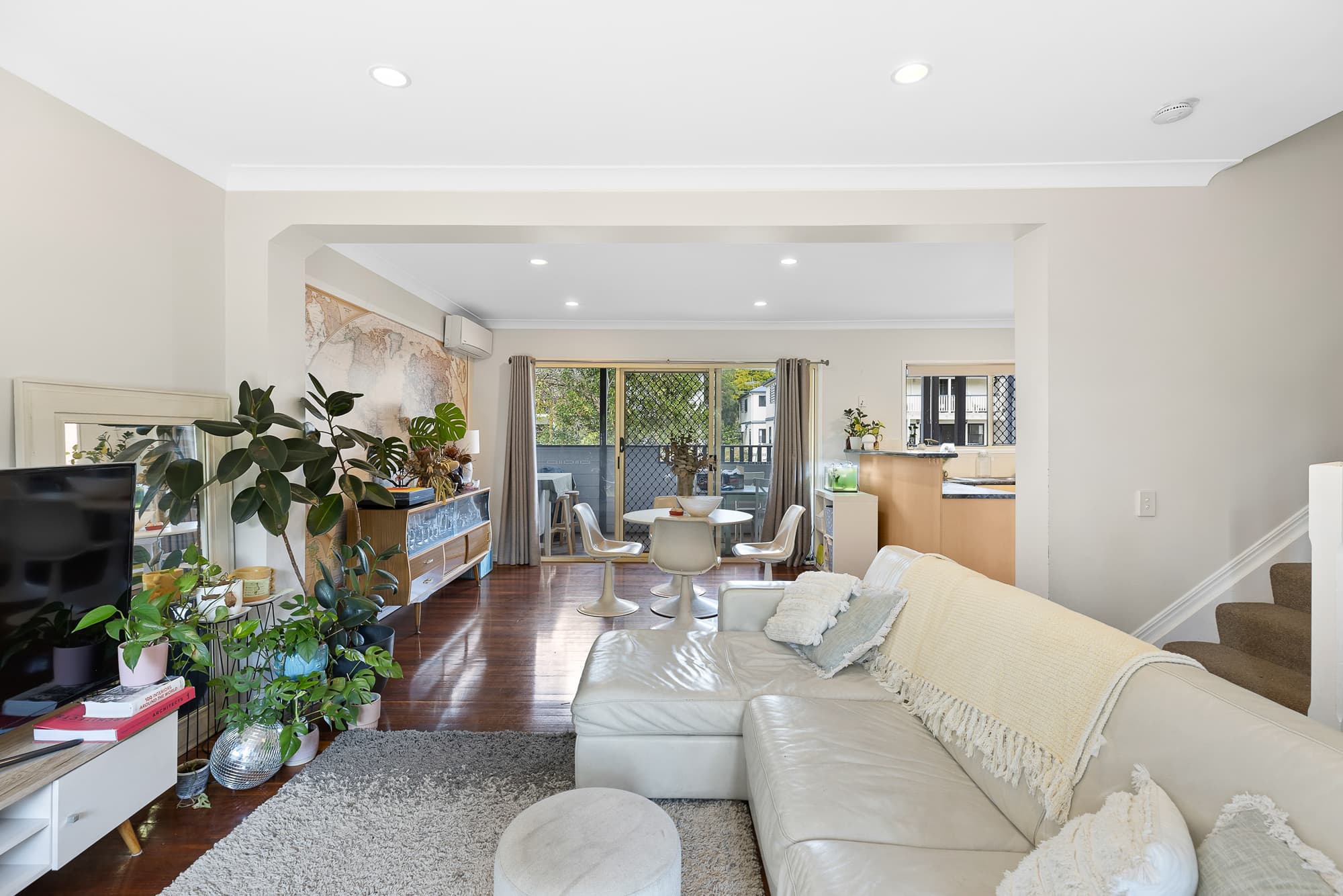 3/2 Queens Road, Taringa - Image 1