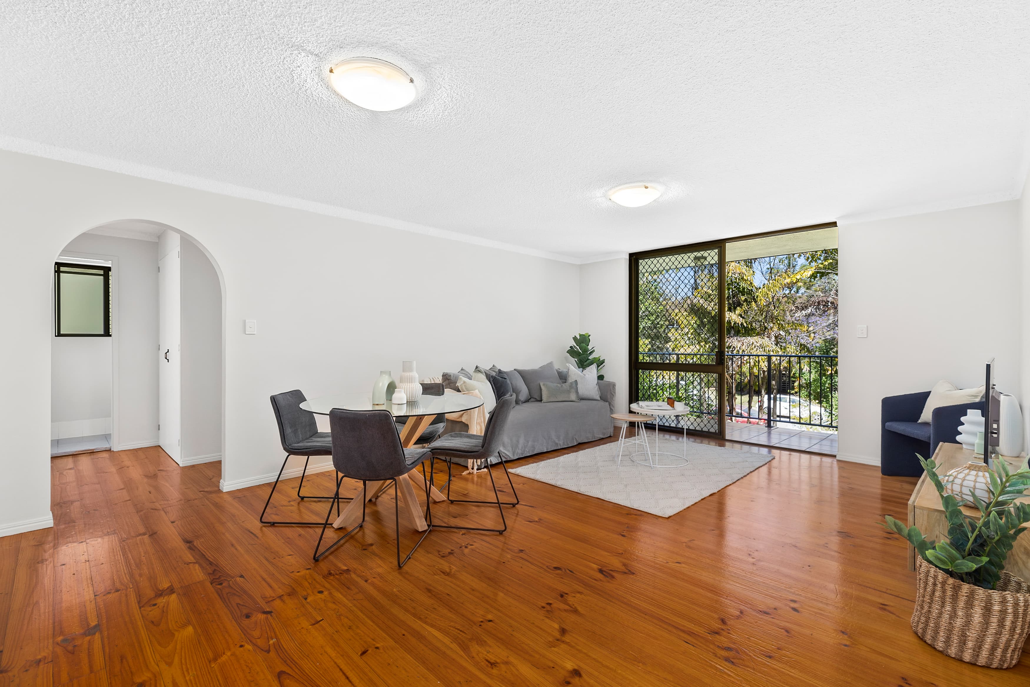 2/15 Waverley Road, Taringa - Image 1