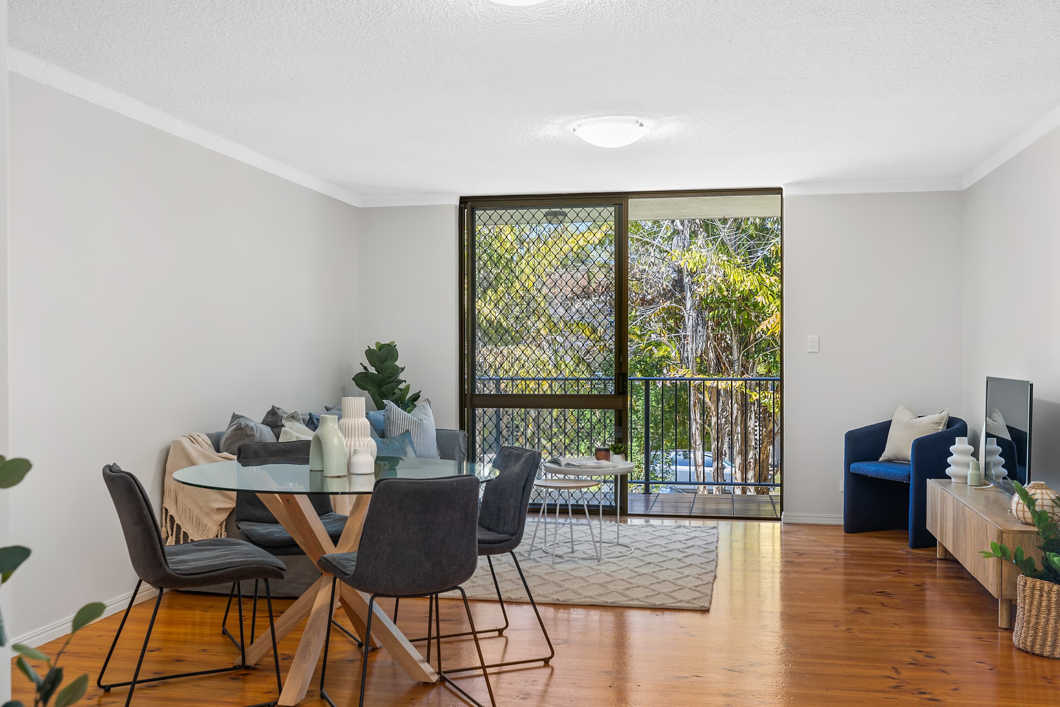 2/15 Waverley Road, Taringa - Thumbnail 2