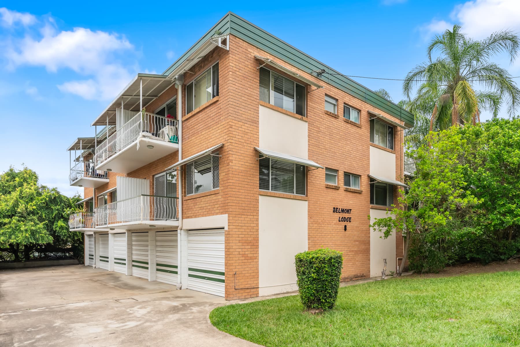 1/8 Terrace Street, Toowong - Thumbnail 2