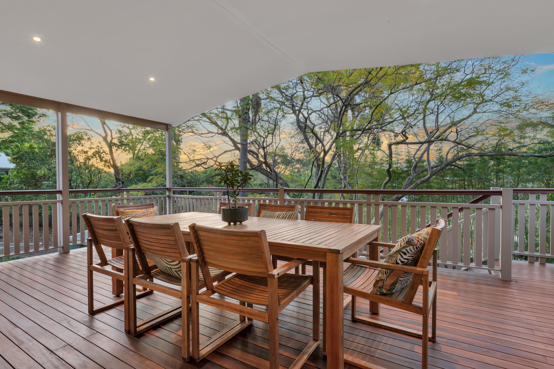 33 Burns Parade, Chapel Hill - Thumbnail 4