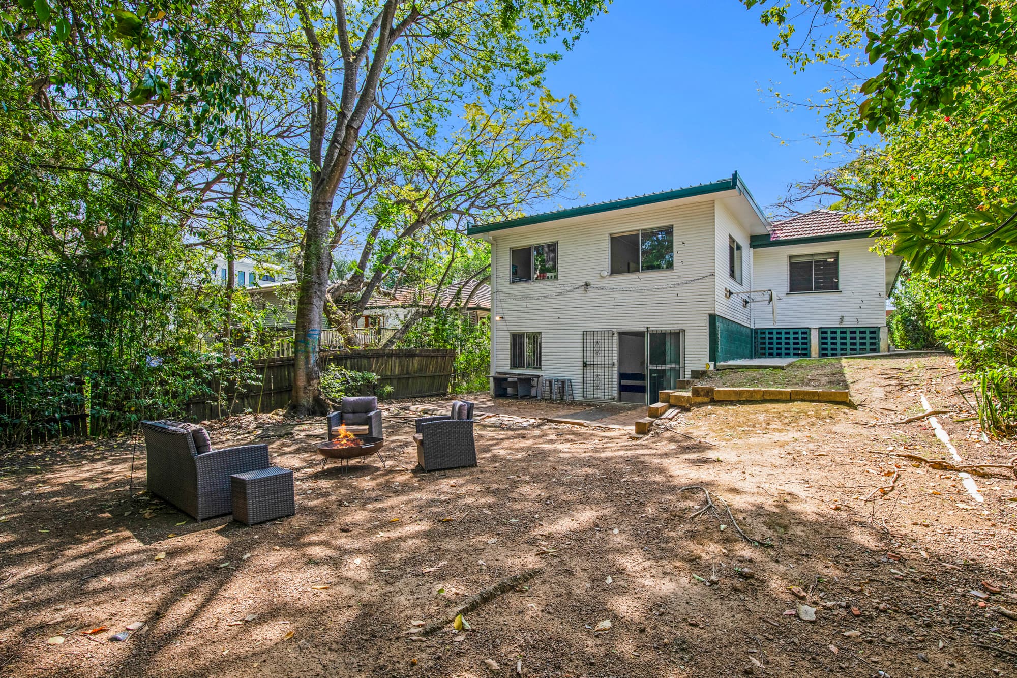 37 Ninth Avenue, St Lucia - Thumbnail 3
