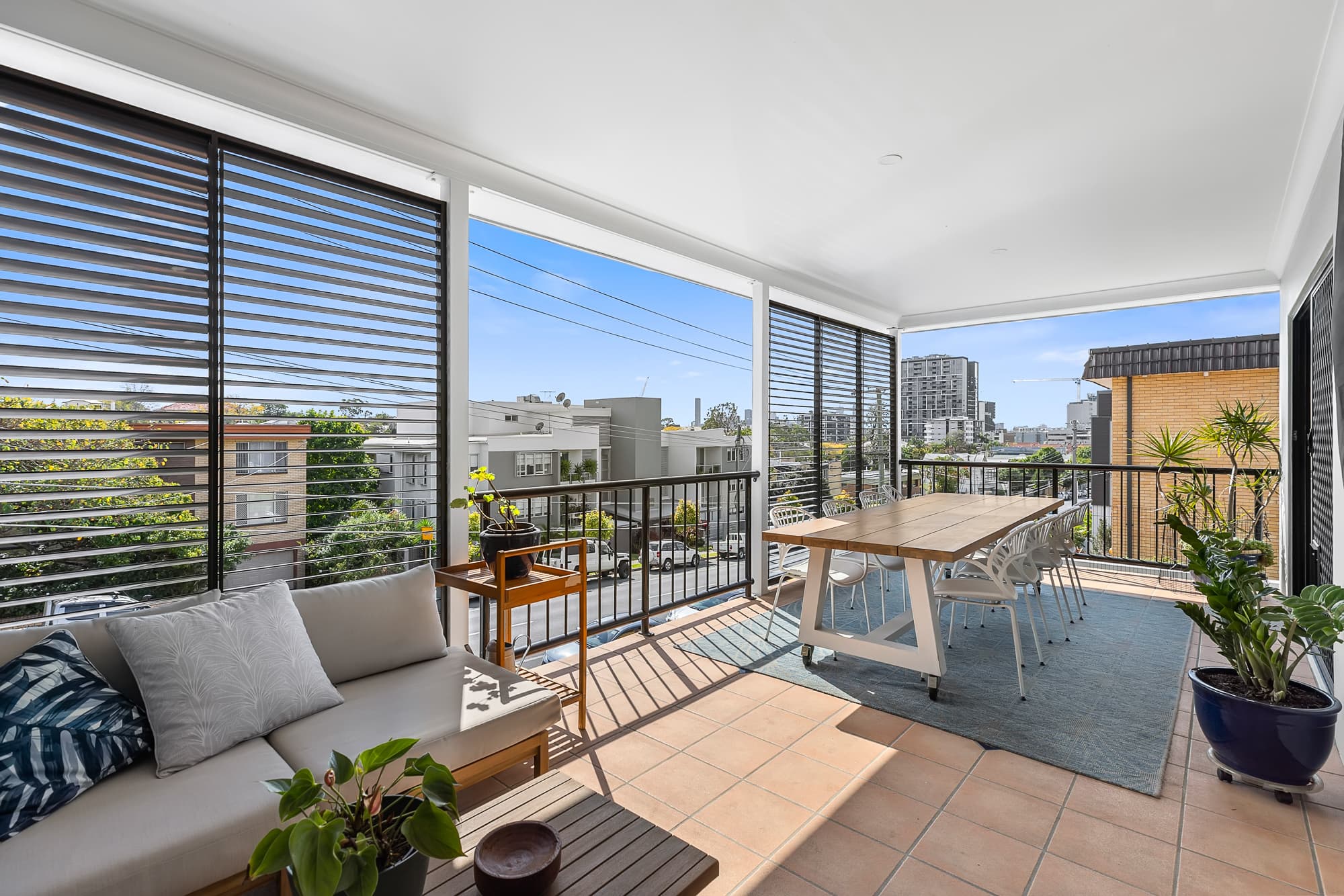 4/102 Sherwood Road, Toowong - Image 1