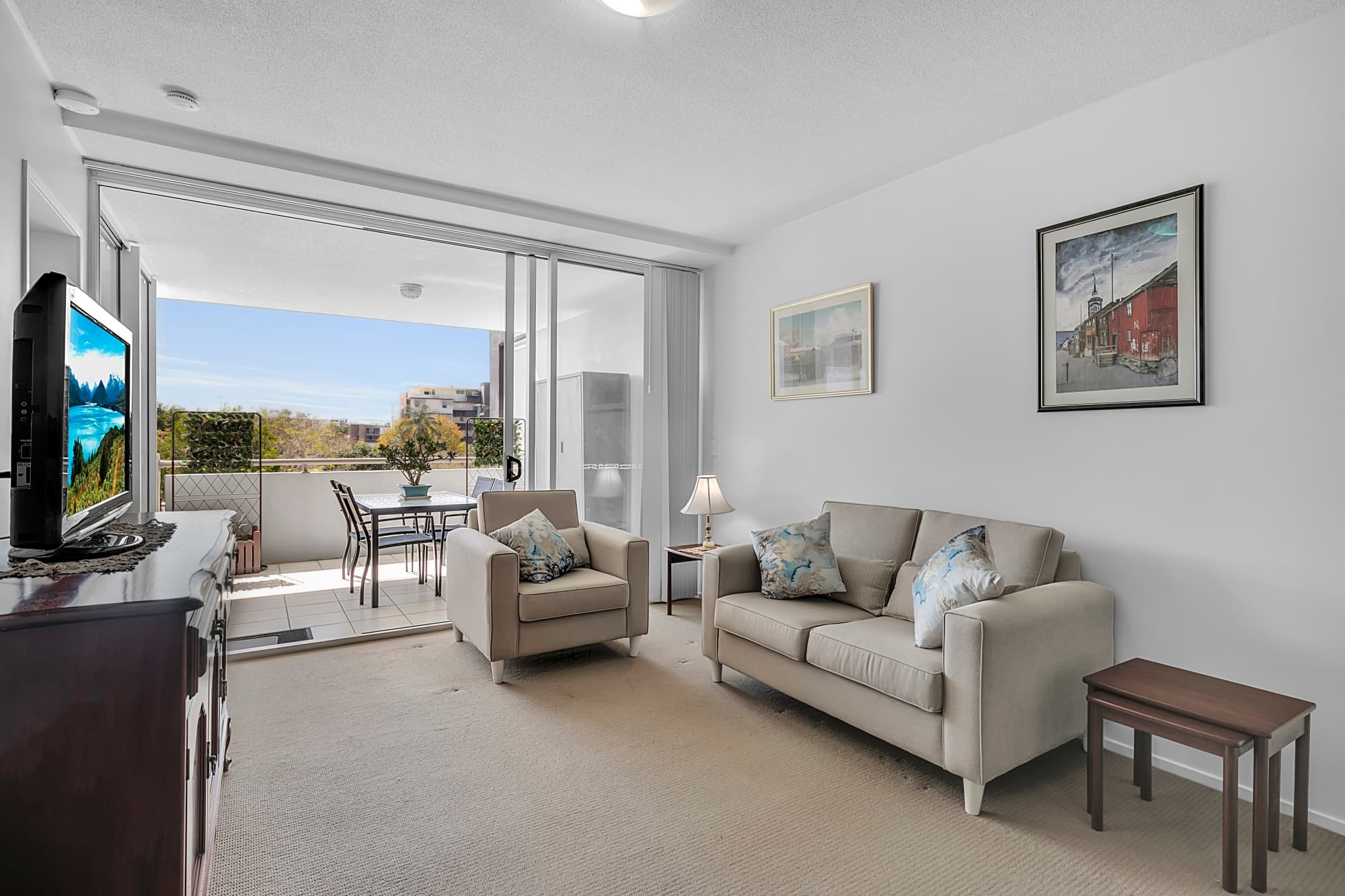 2/27 Station Road, Indooroopilly - Thumbnail 2