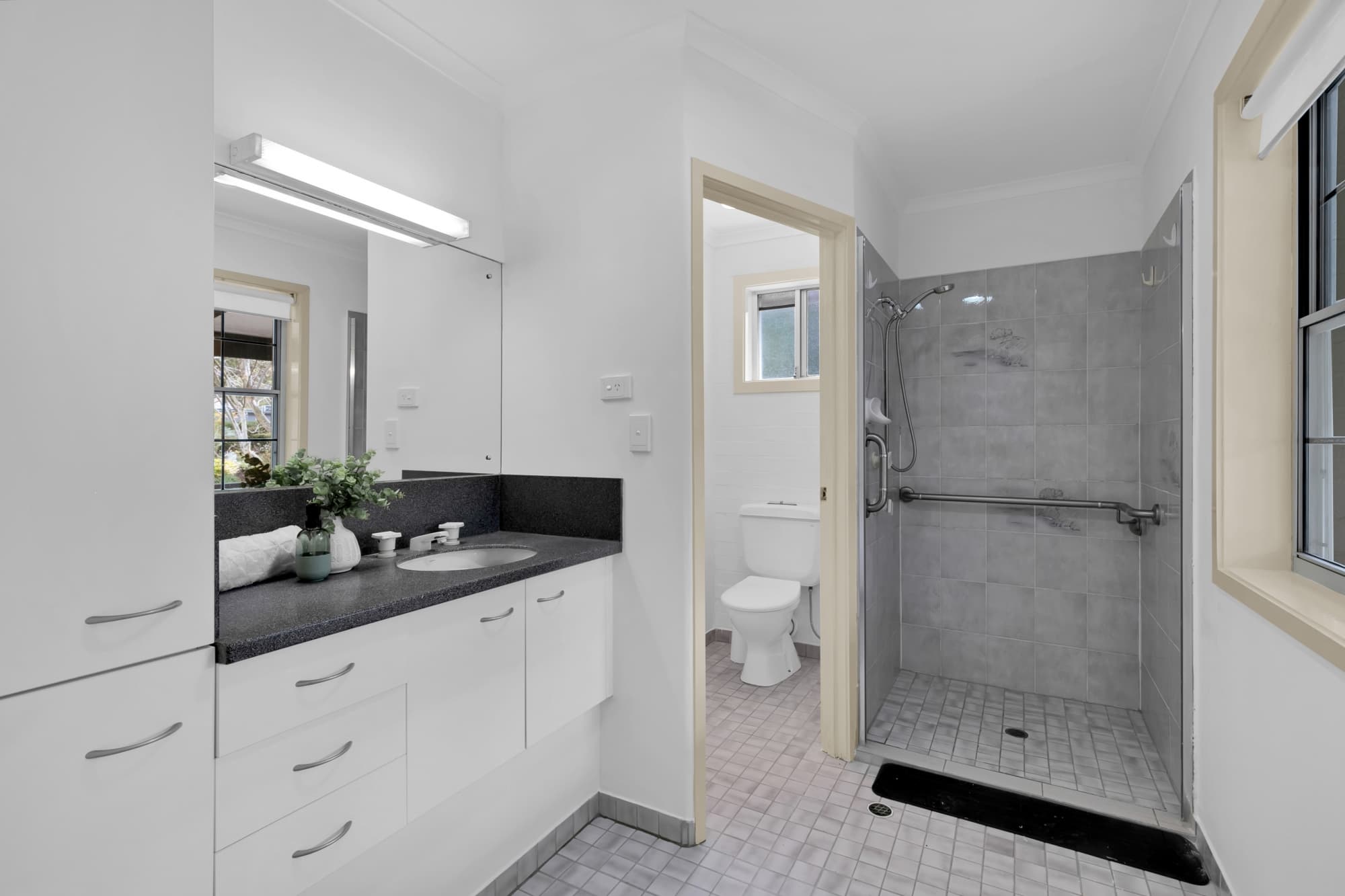 15 Conebush Crescent, Bellbowrie - Thumbnail 5