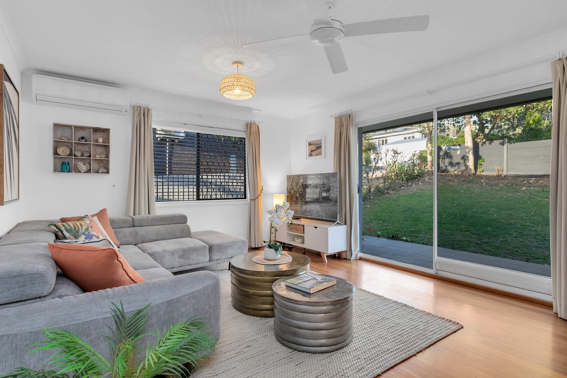 81 Marshall Lane, Kenmore - Thumbnail 3