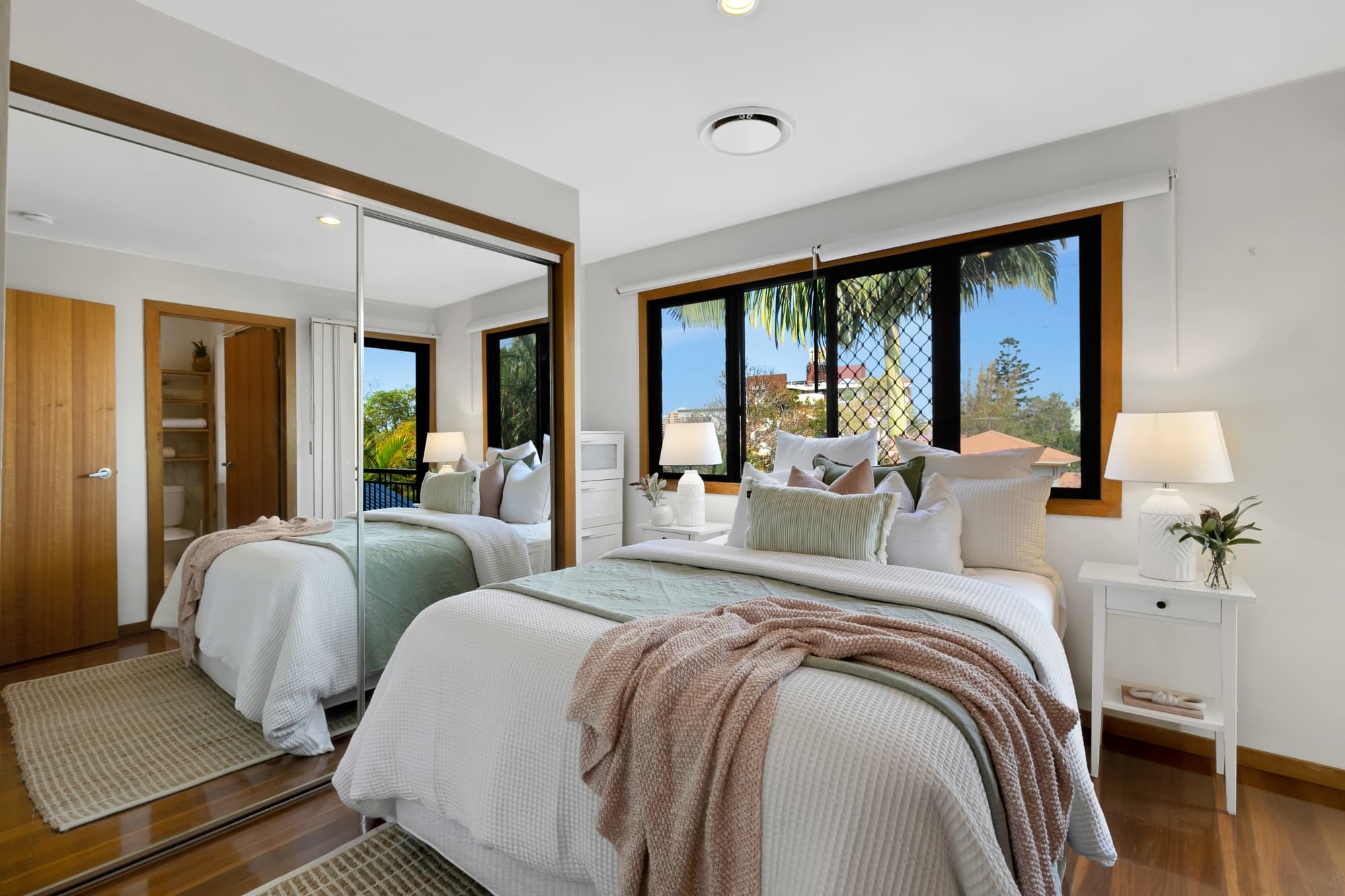 2/11 Burt Street, Auchenflower - Thumbnail 8