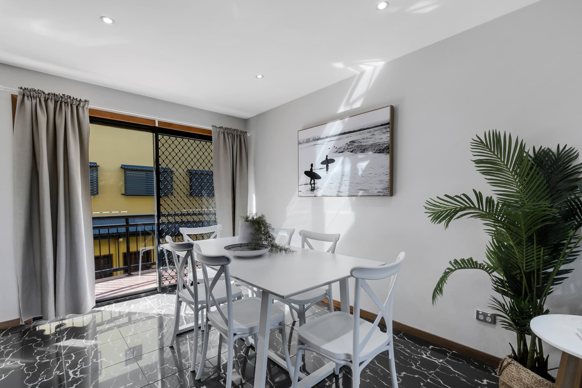 2/11 Burt Street, Auchenflower - Thumbnail 5