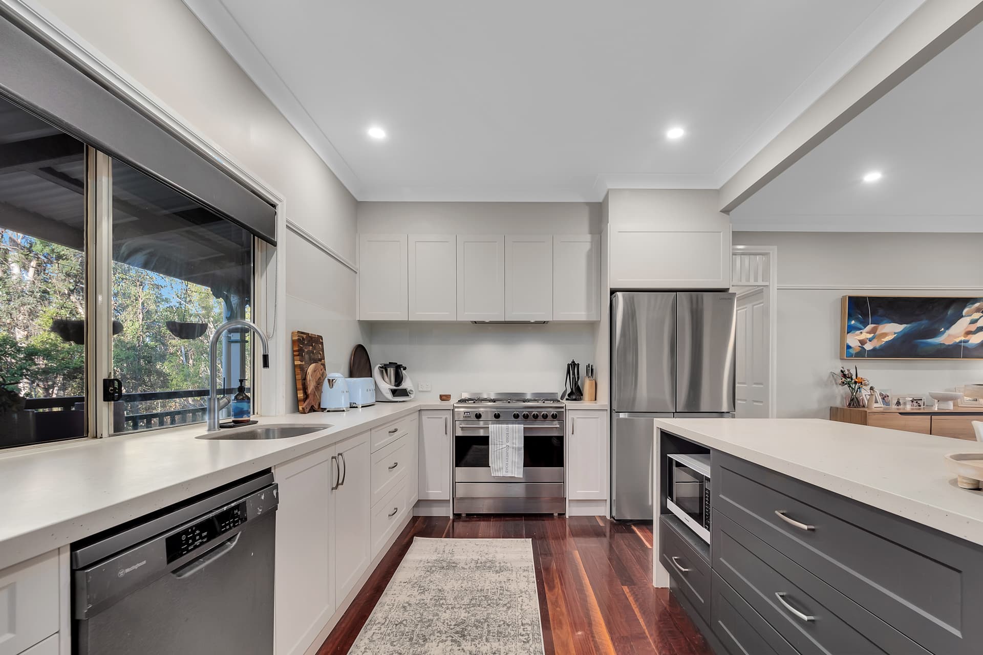 136 Hornsey Road, Anstead - Image 1