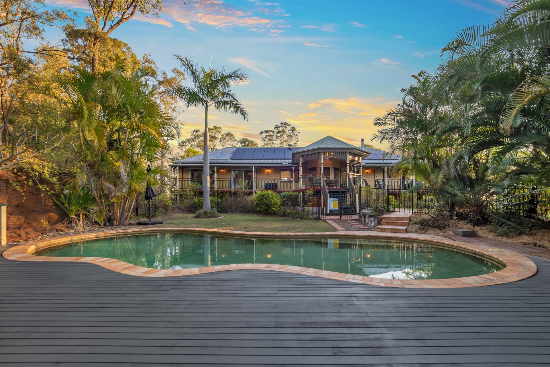 136 Hornsey Road, Anstead - Thumbnail 3