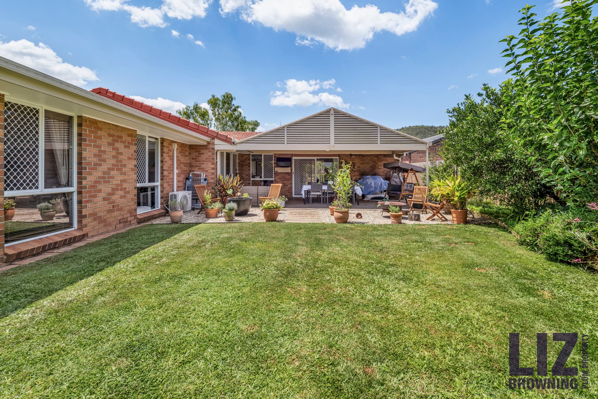 10 Codford Place, Chapel Hill - Image 1