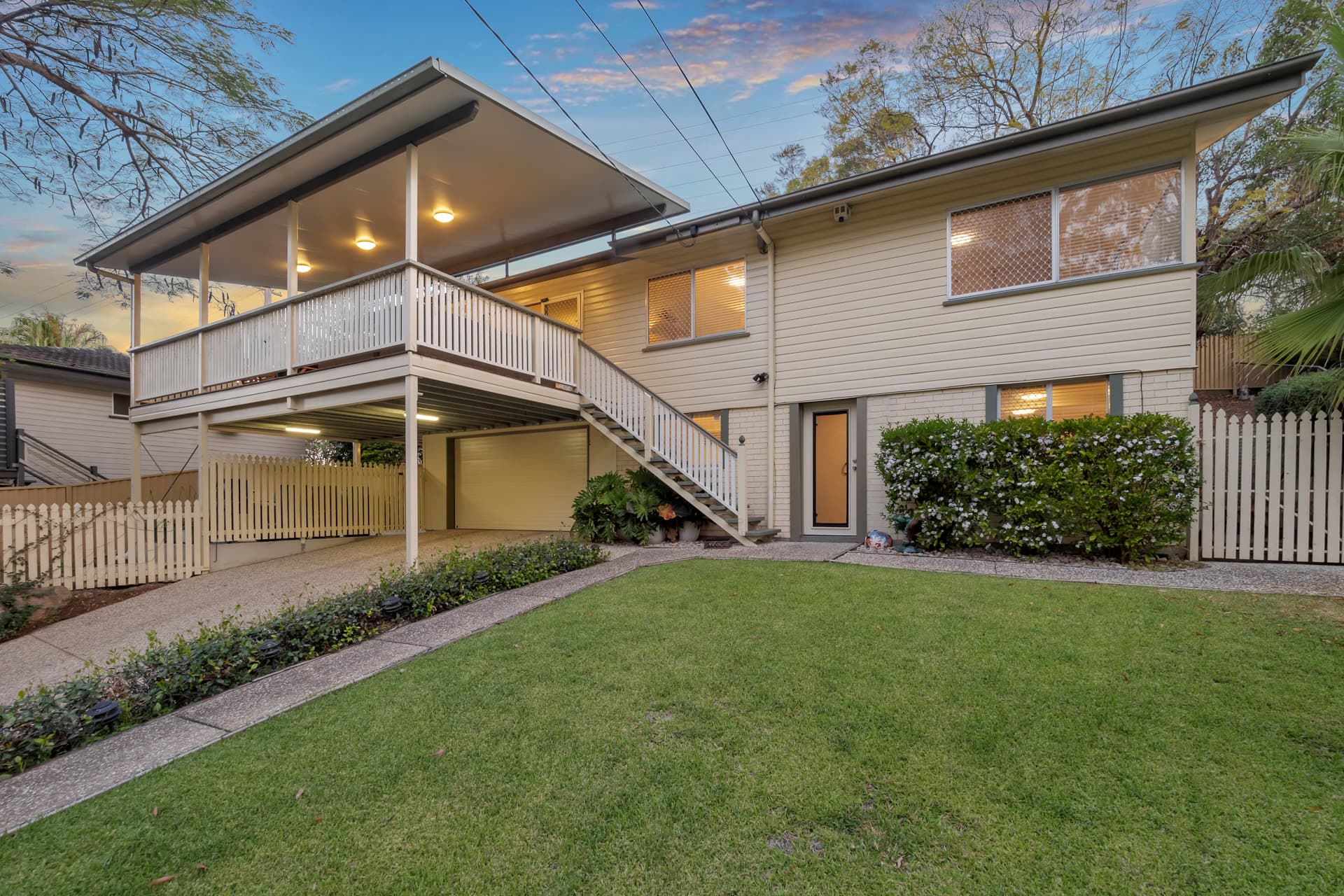 8 Stonehenge Street, Chapel Hill - Image 1