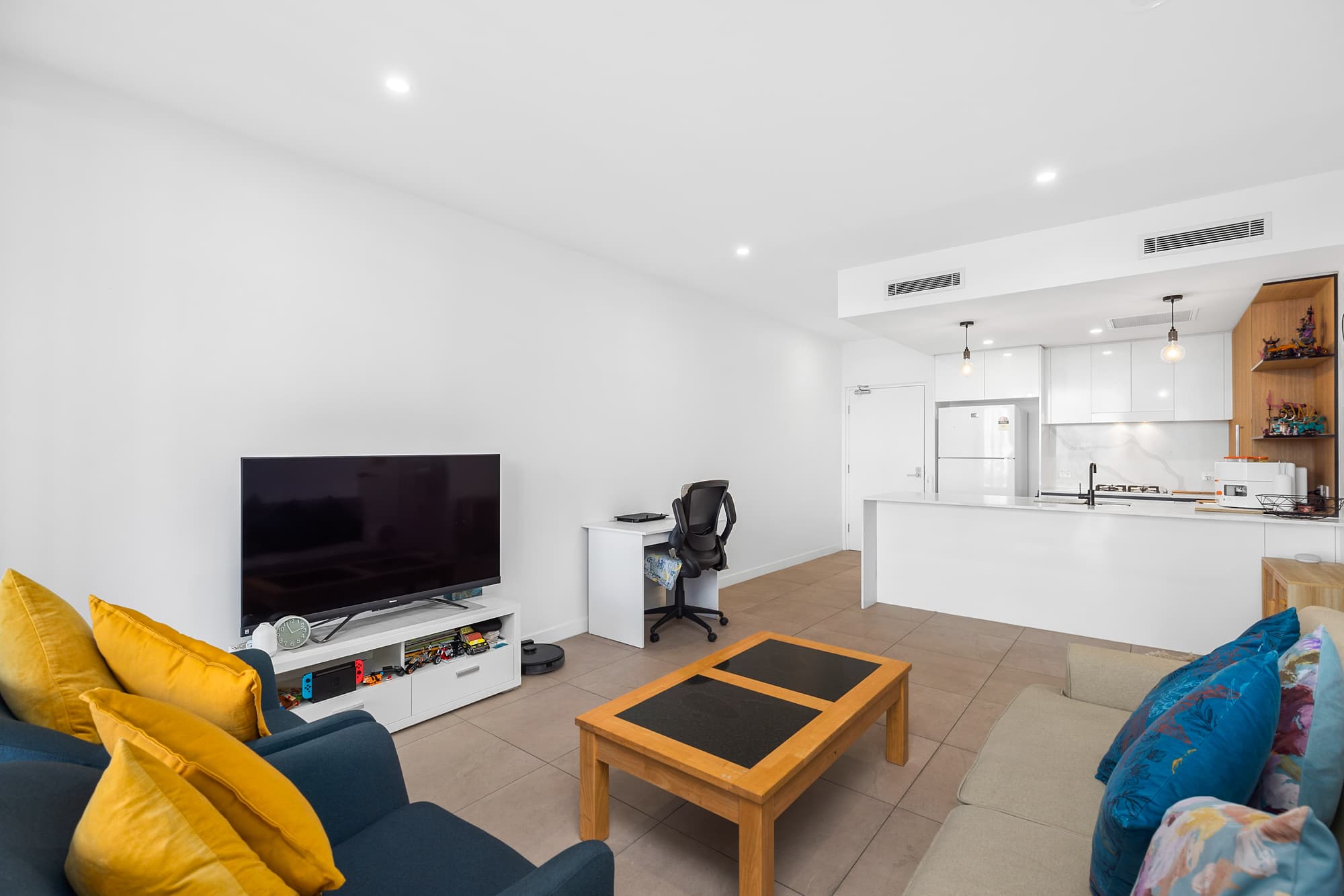 708/24 Augustus Stre..., Toowong - Thumbnail 4