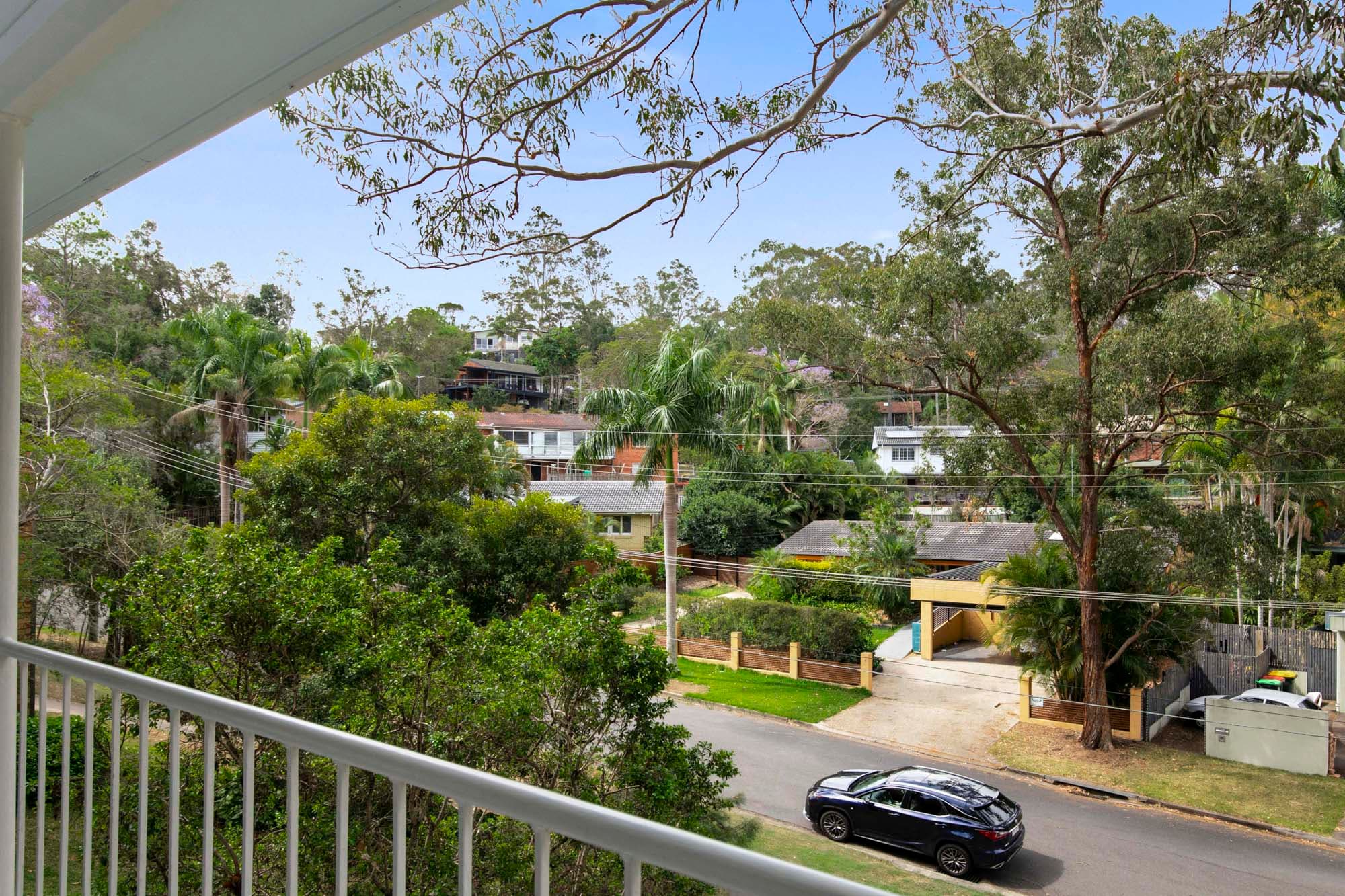 16 Kewarra Street, Kenmore - Thumbnail 3