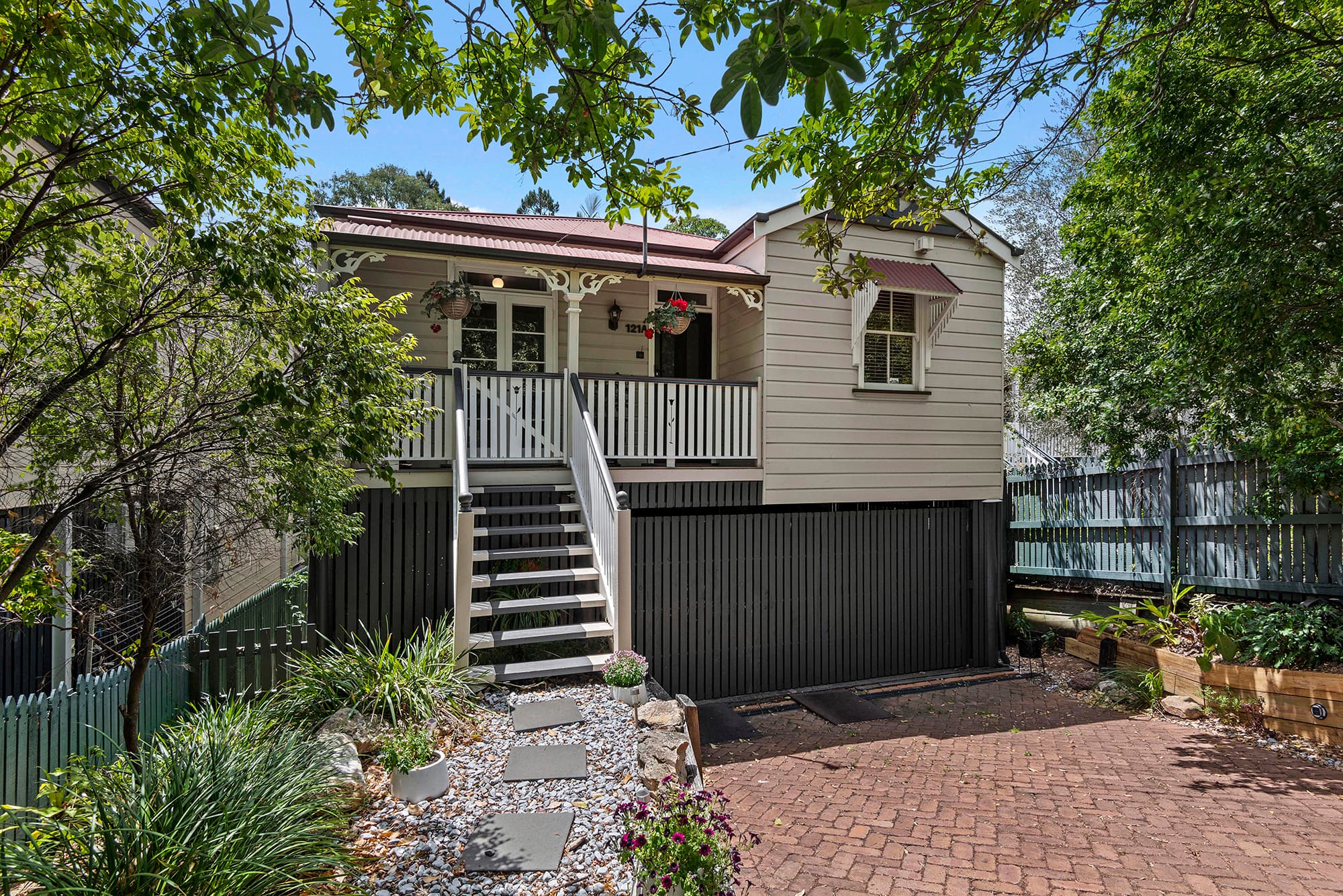 121A Stanley Terrace, Taringa - Image 1