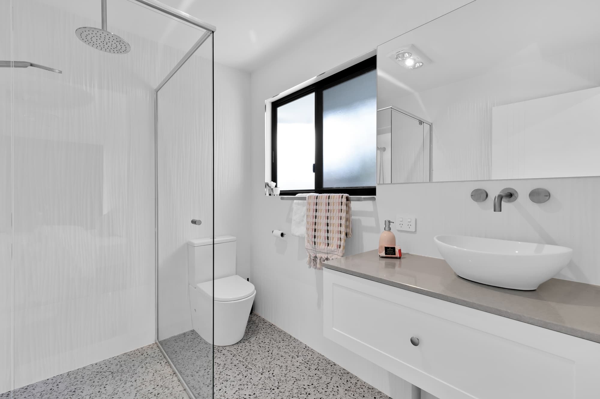 7 Whyalla Court, Karana Downs - Thumbnail 7