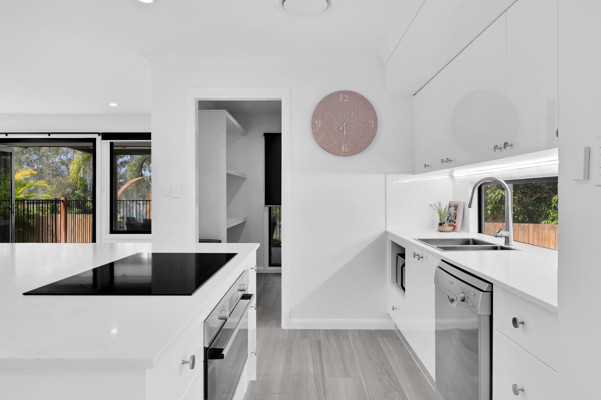 7 Whyalla Court, Karana Downs - Thumbnail 4