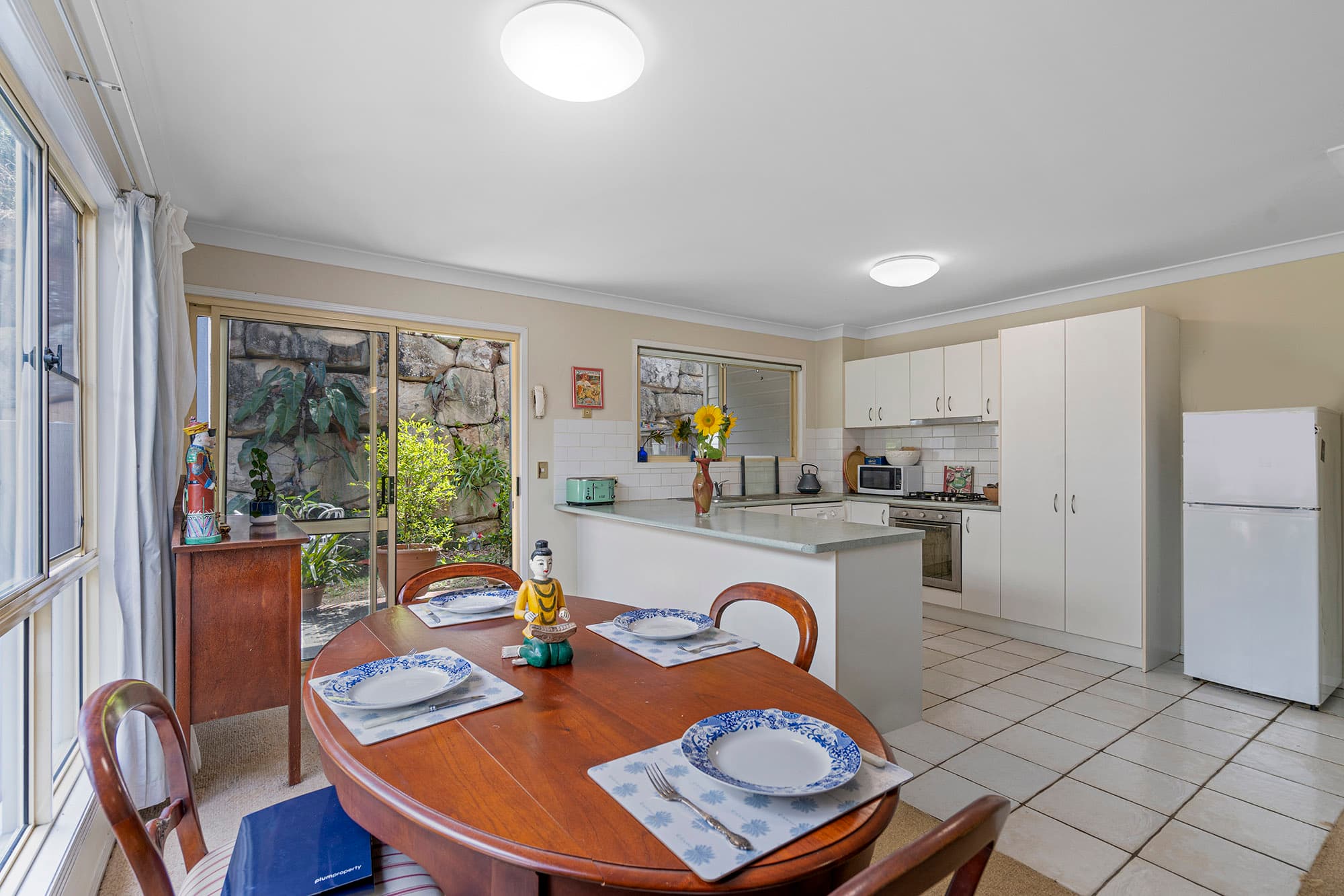 6/87 Russell Terrace, Indooroopilly - Thumbnail 3