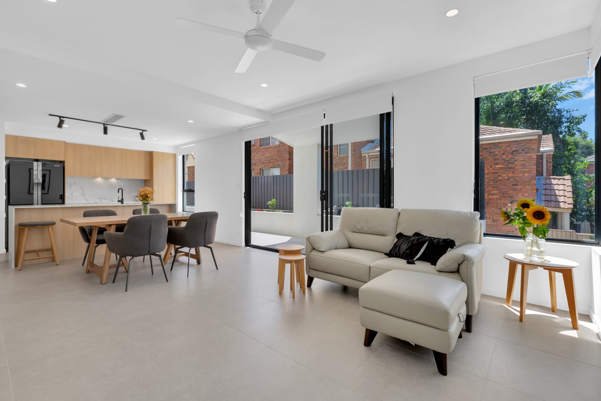 1/4 Shirley Street, Indooroopilly - Thumbnail 2