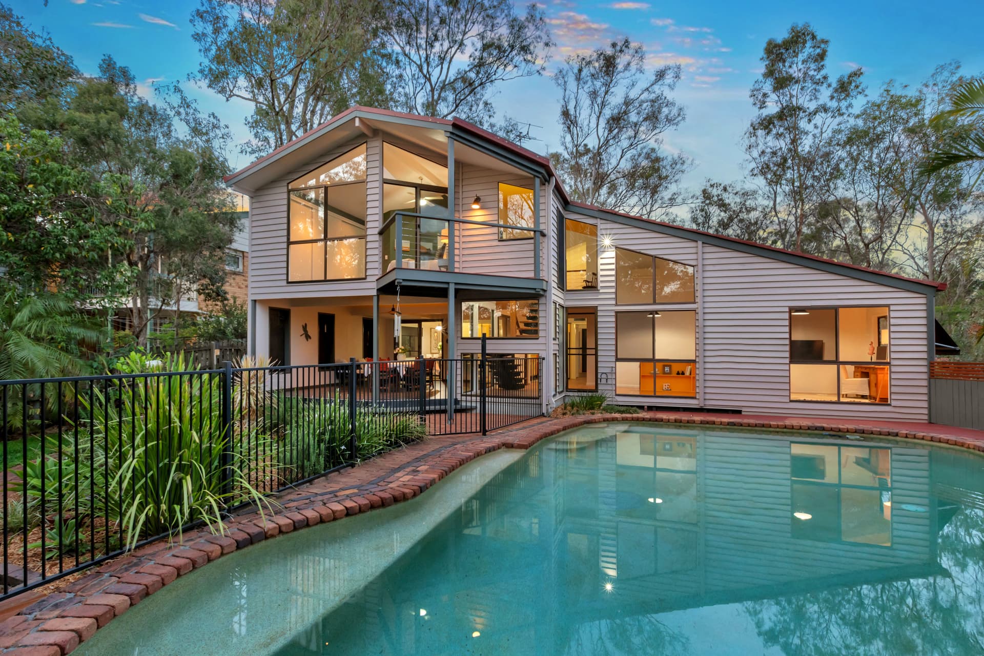 8 Clarina Street, Chapel Hill - Image 1