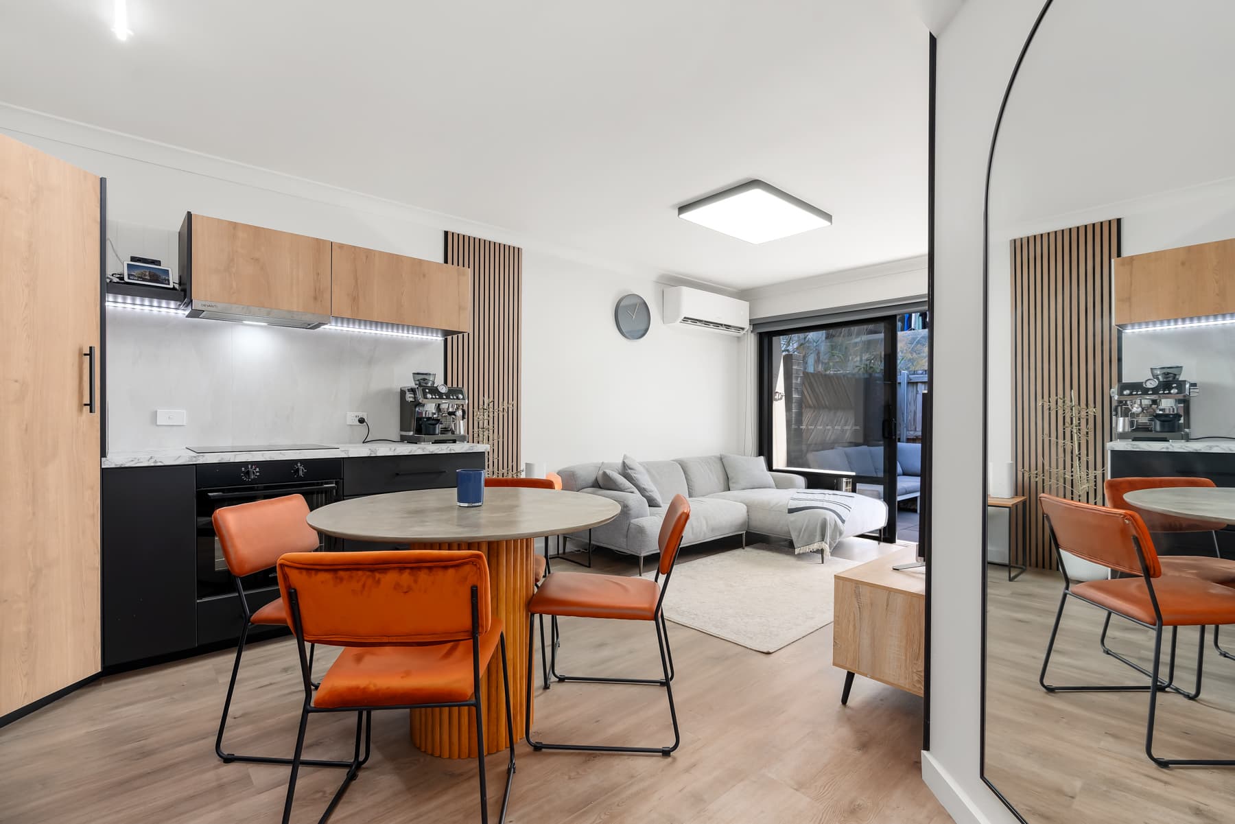 2/5 Bennett Street, Toowong - Image 1