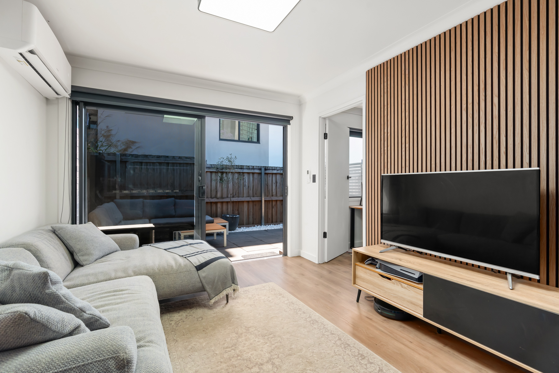 2/5 Bennett Street, Toowong - Thumbnail 3
