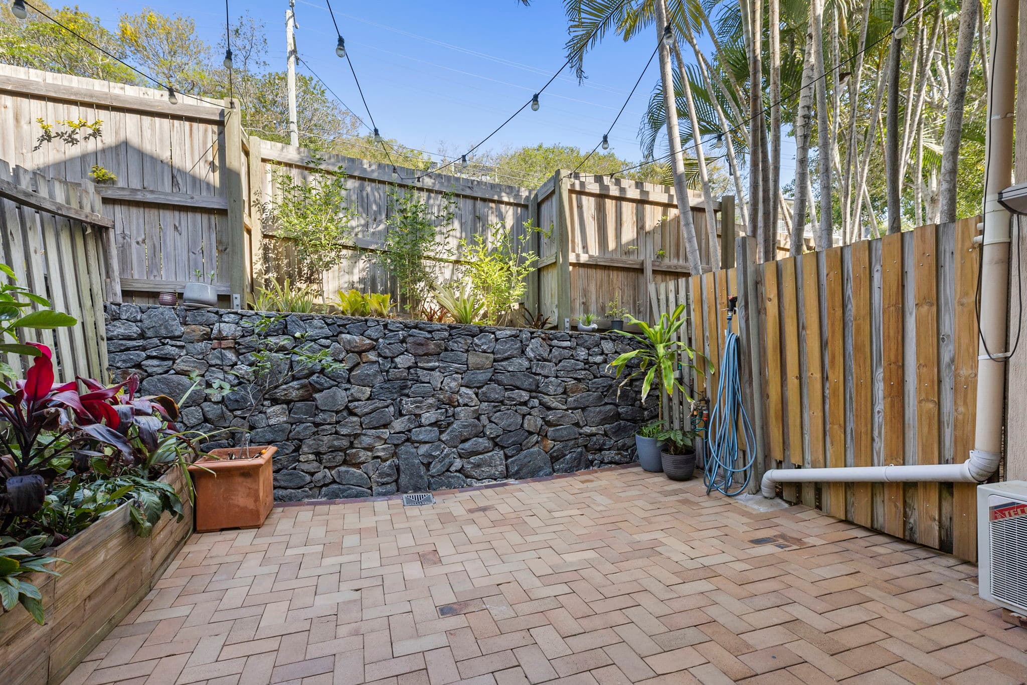 3/2-4 Moore Street, Taringa - Thumbnail 4