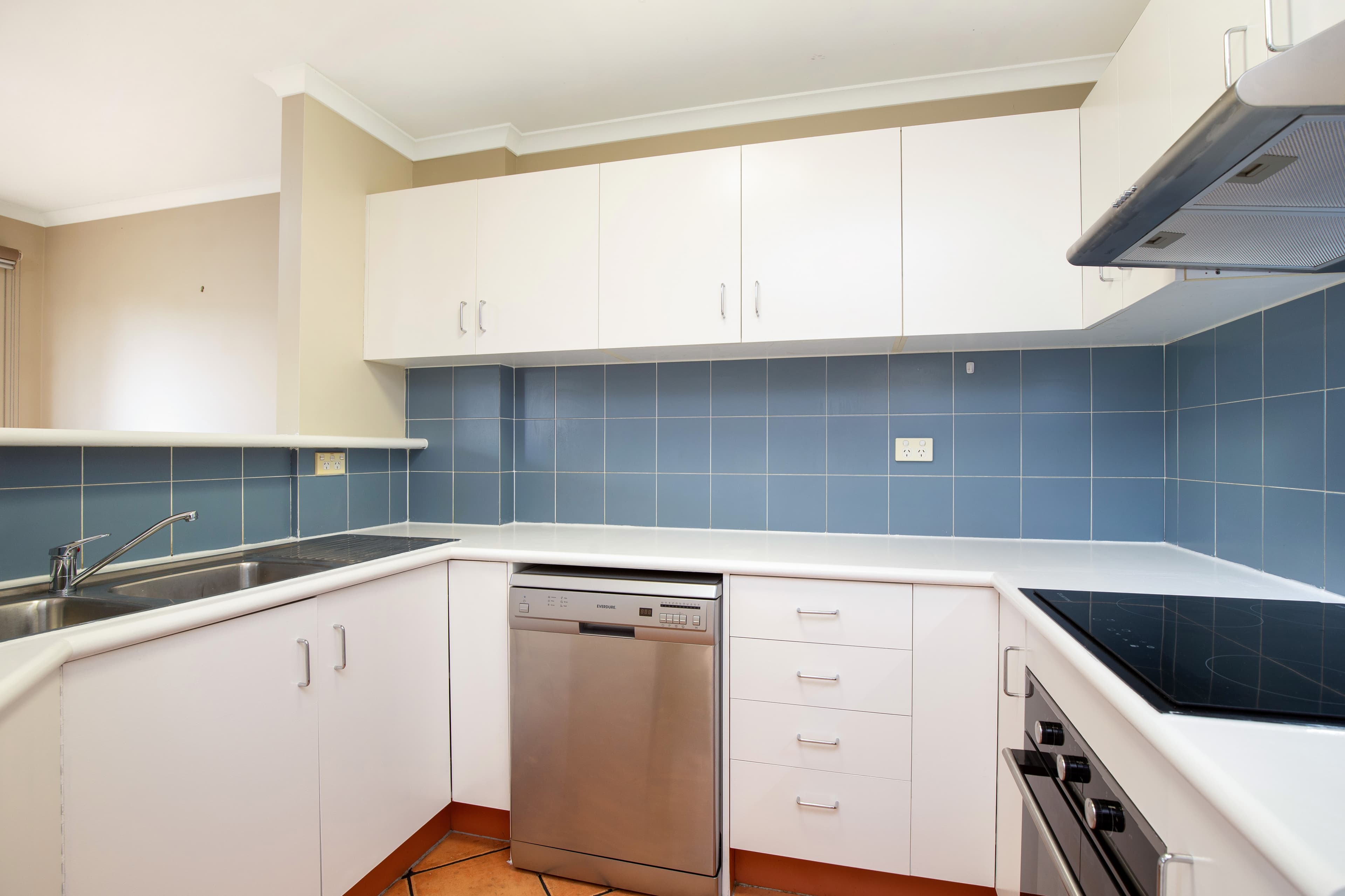 9/31 Glen Road, Toowong - Thumbnail 4