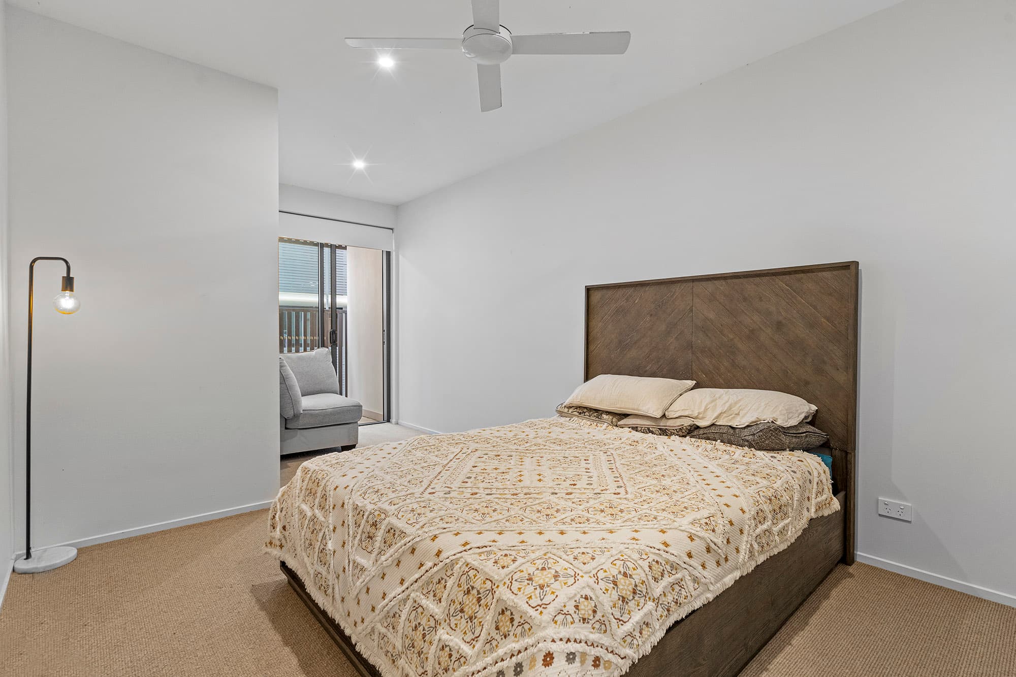 304/191 Clarence Roa..., Indooroopilly - Thumbnail 8