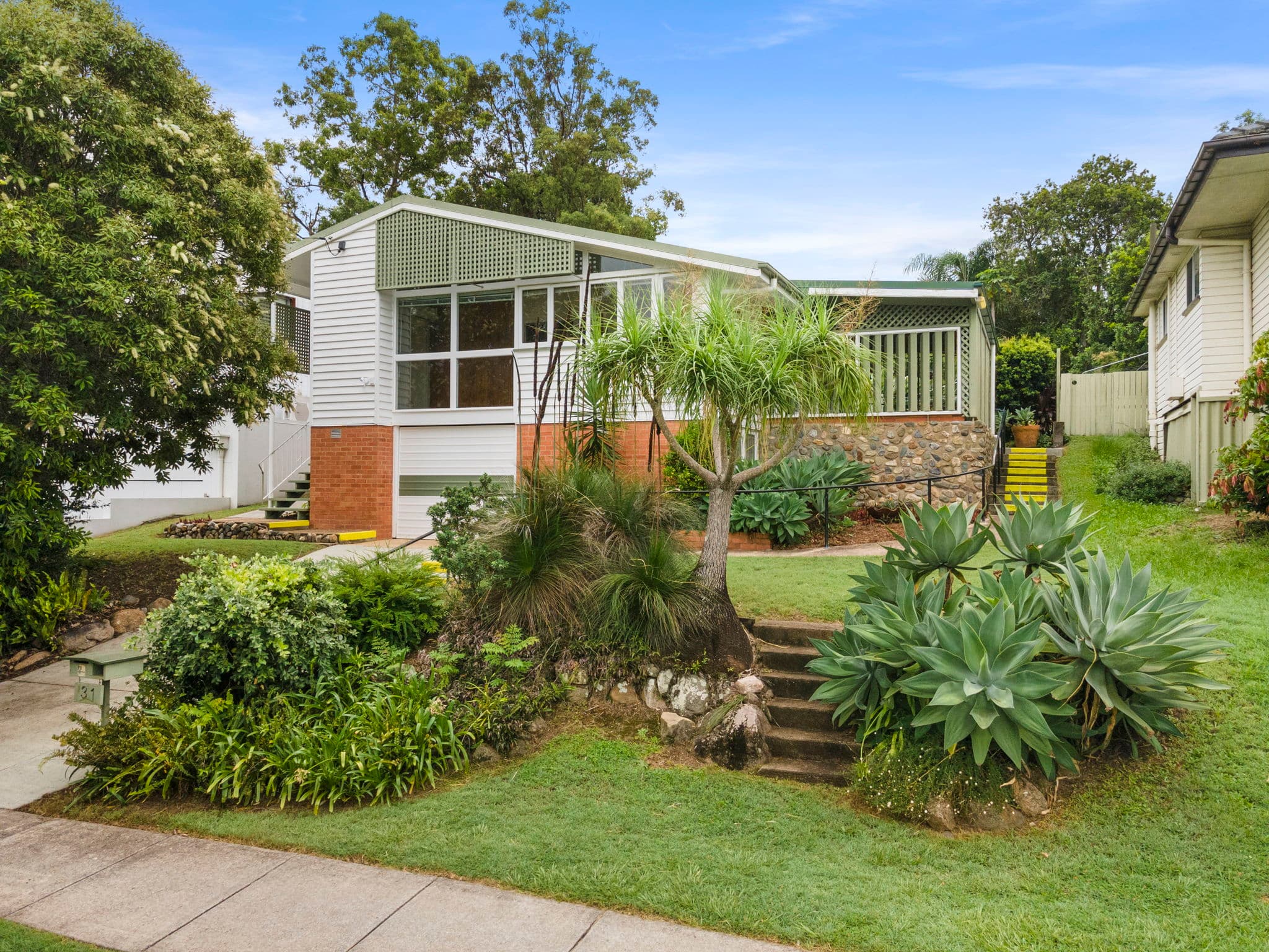 31 Yates Avenue, Ashgrove - Image 1
