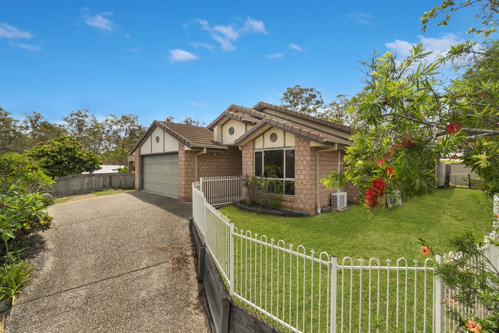 25 Yaggera Place, Bellbowrie - Image 1